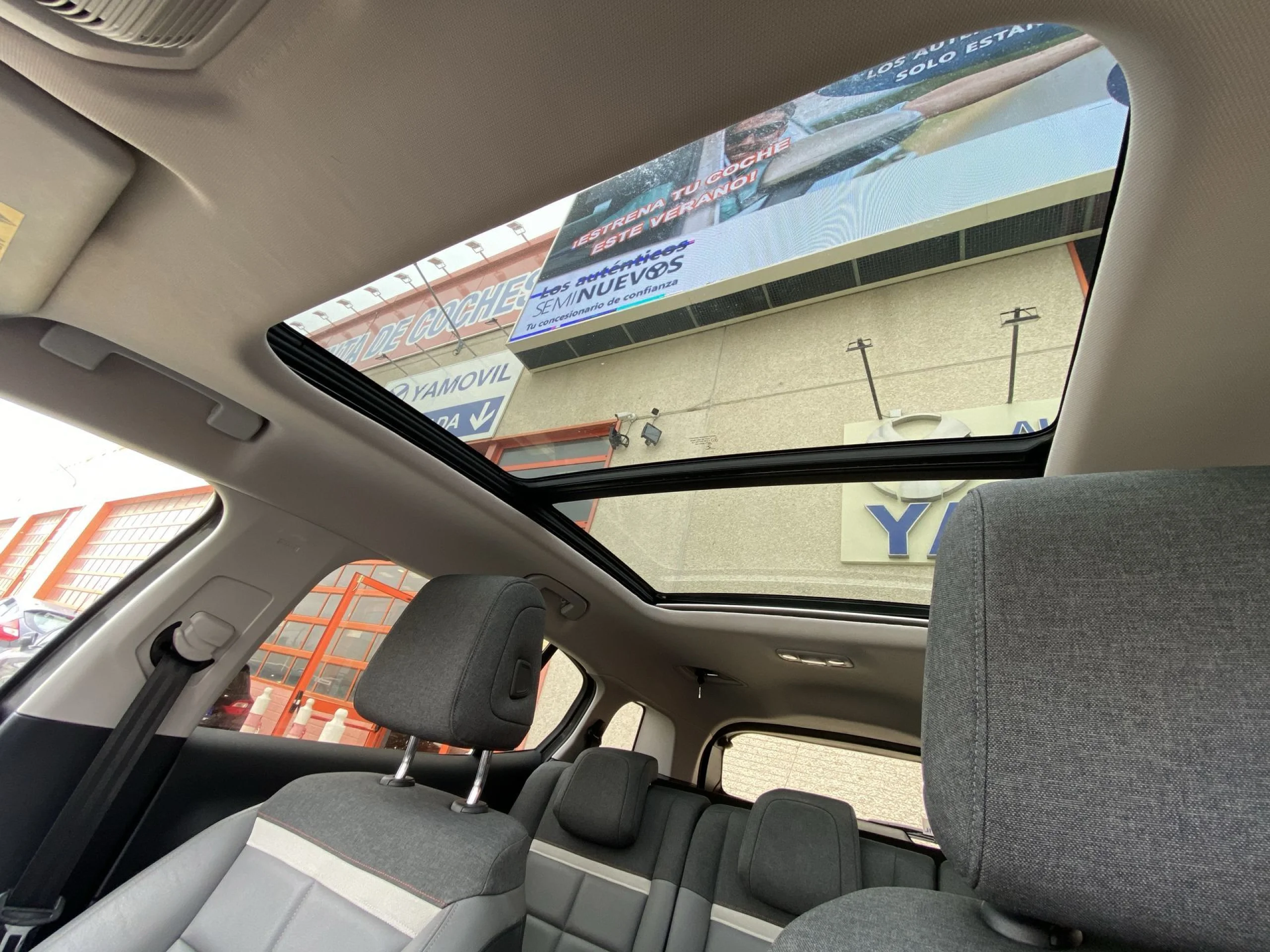 Citroen C5 Aircross BlueHdi 180 Shine Comfort Class EAT8 130 kW (177 CV) - Foto 19