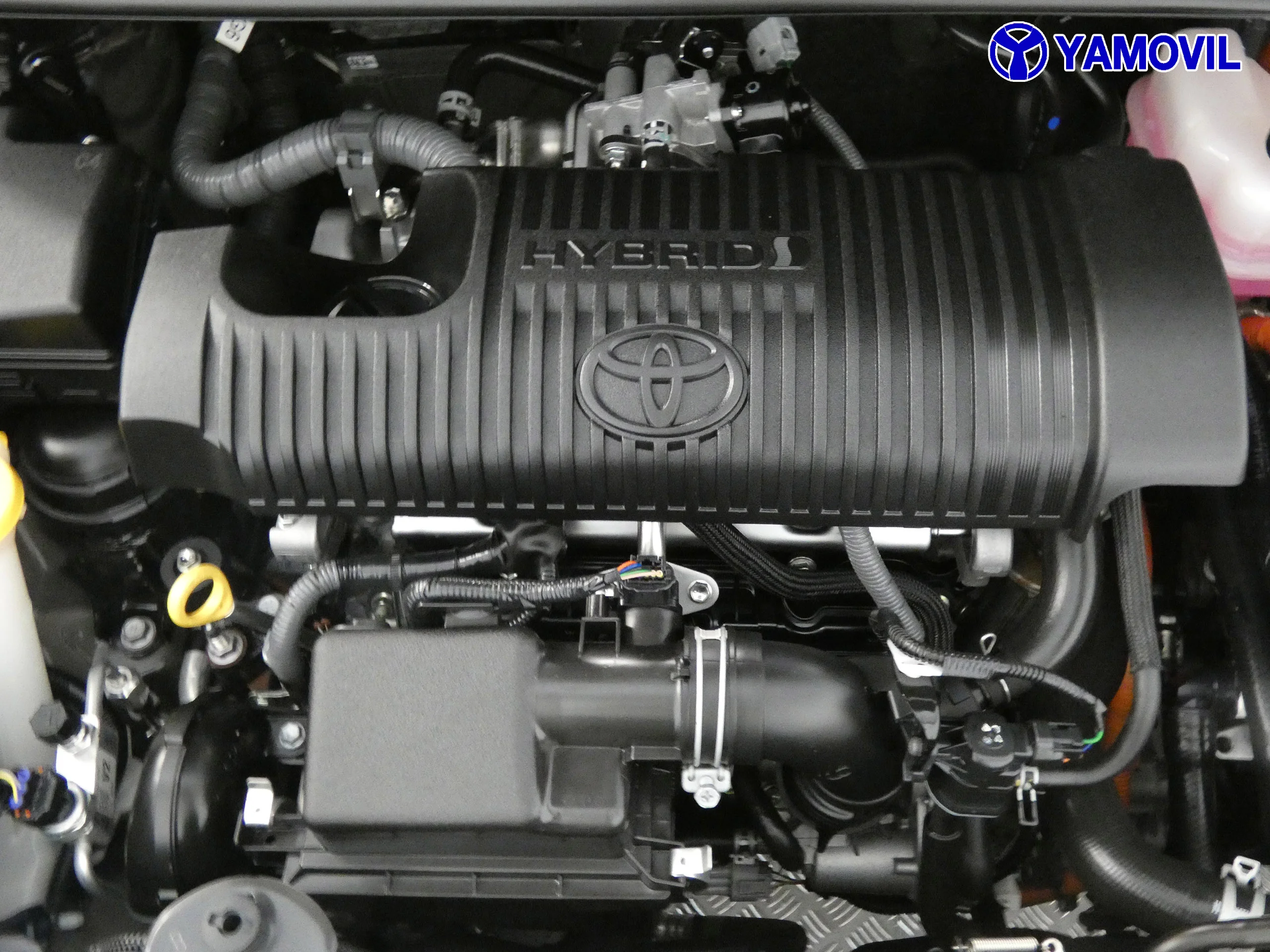 Toyota Yaris 1.5 HYBRID ATCIVE 5P - Foto 8