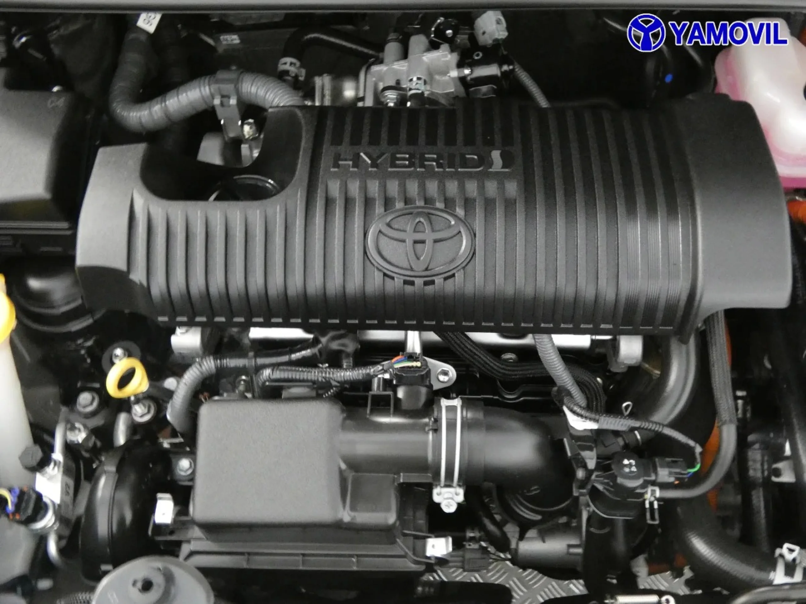 Toyota Yaris 1.5 Hybrid Active 74 kW (100 CV) - Foto 8