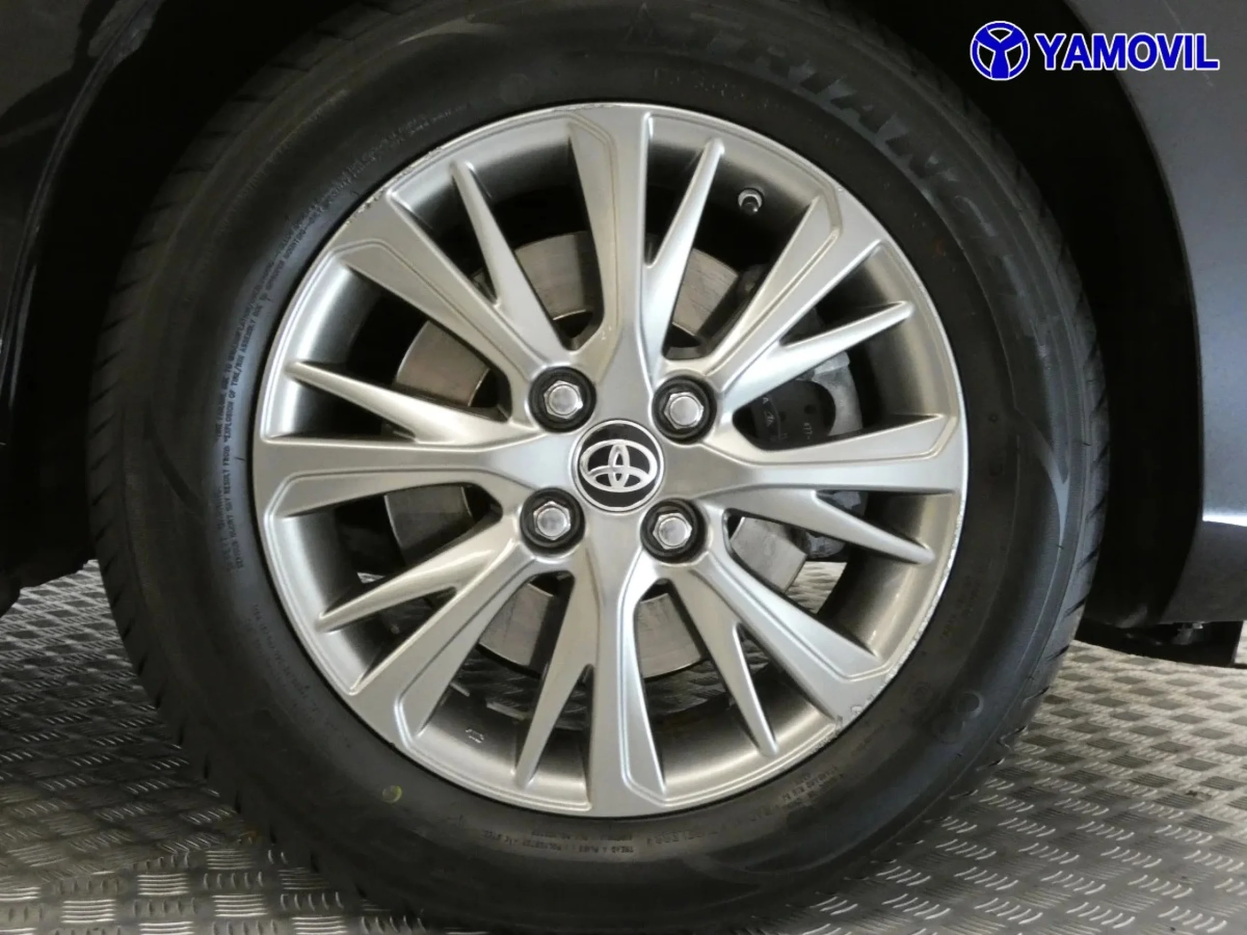 Toyota Yaris 1.5 Hybrid Active 74 kW (100 CV) - Foto 9