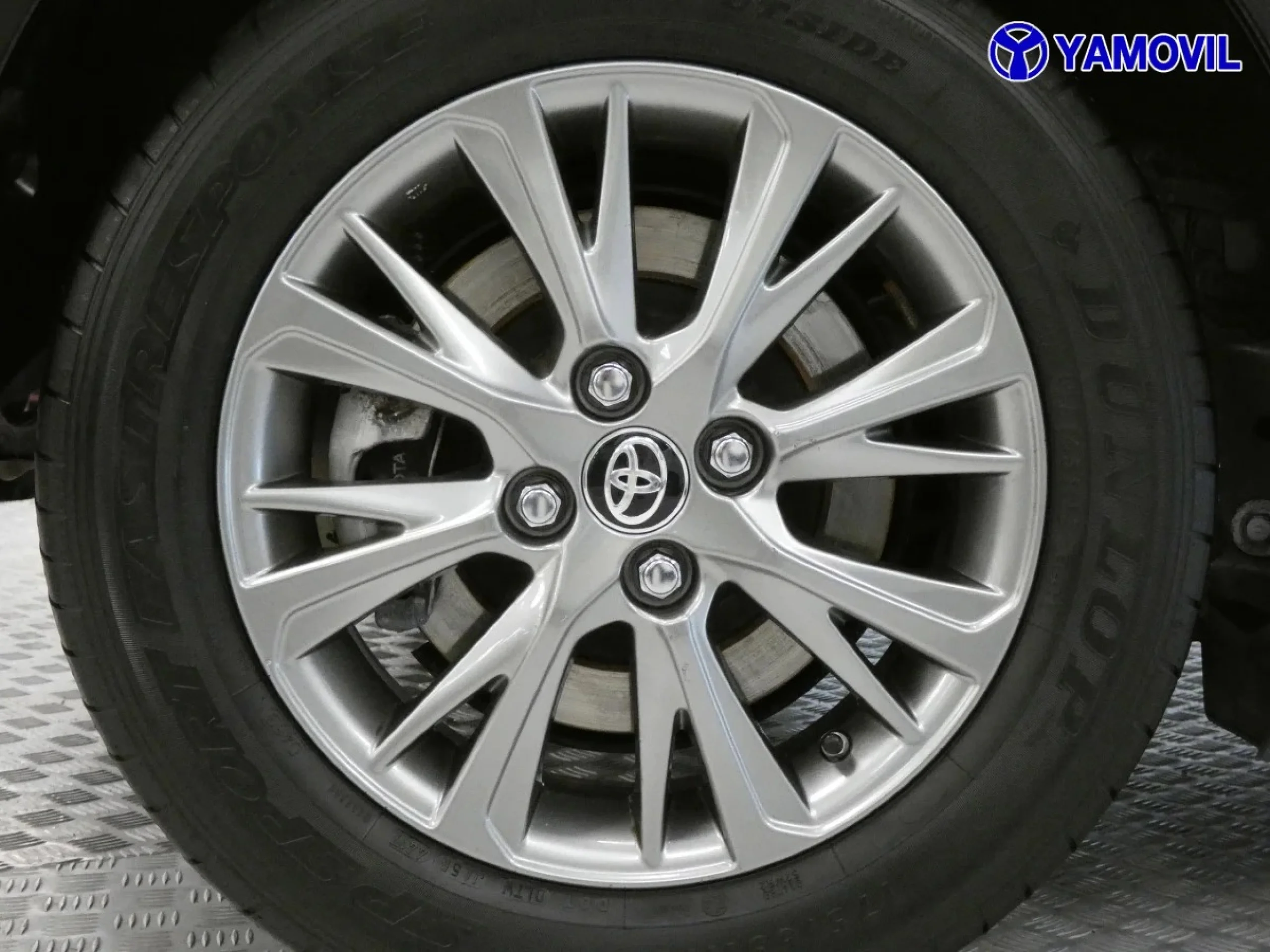 Toyota Yaris 1.5 Hybrid Active 74 kW (100 CV) - Foto 10