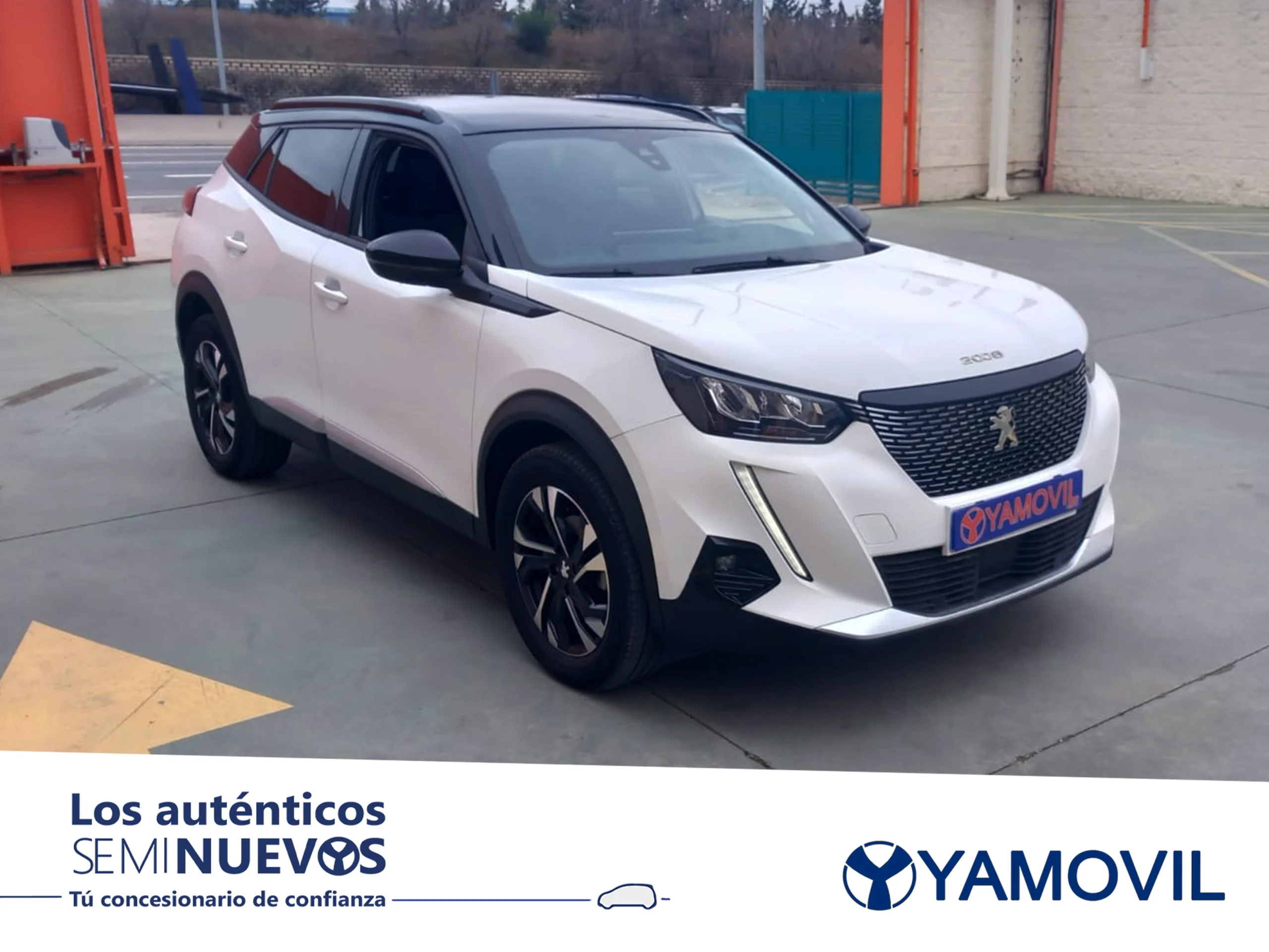 Peugeot 2008 PureTech 130 SANDS Allure Pack EAT8 96 kW (130 CV) - Foto 3