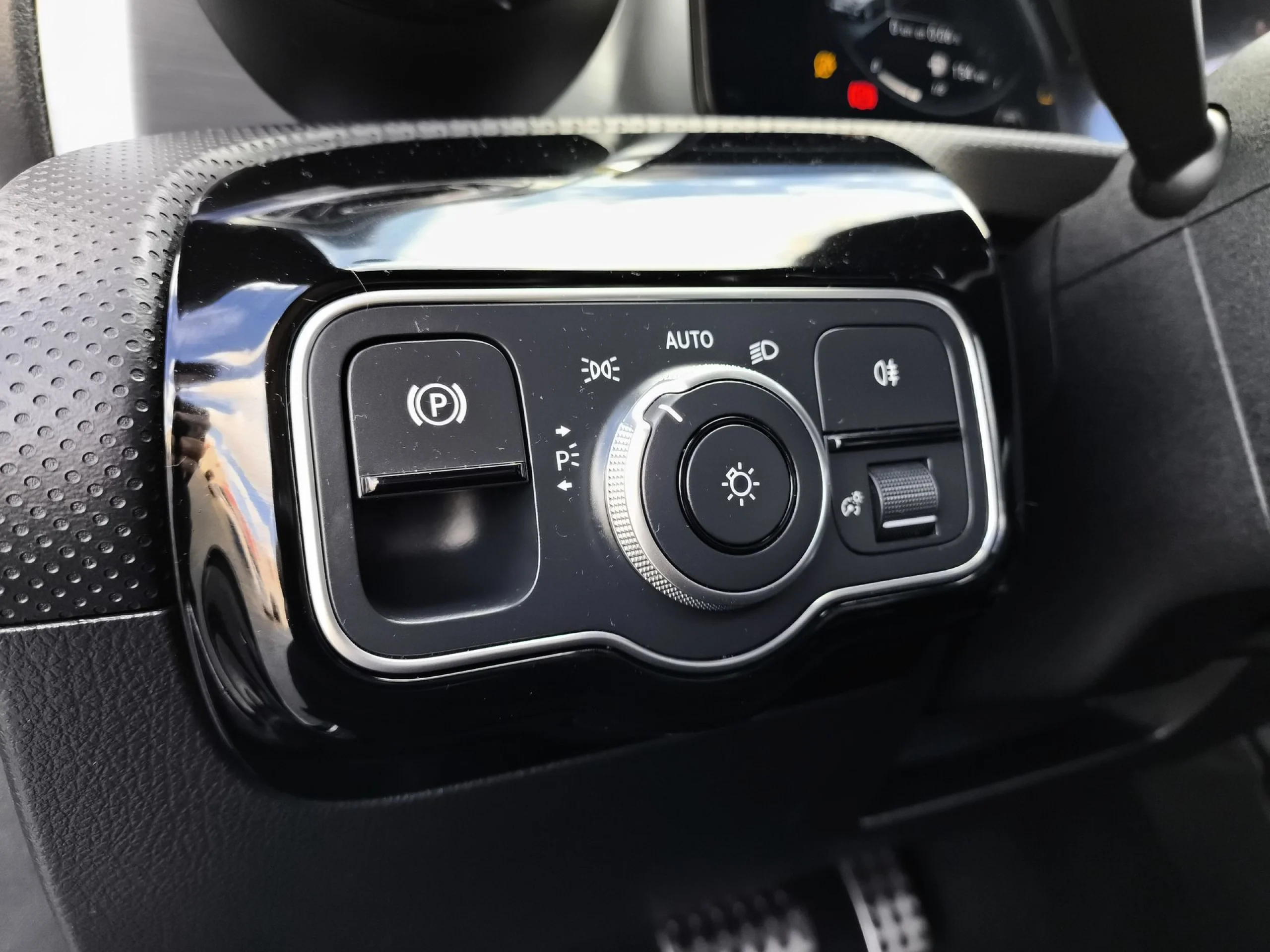 Mercedes-Benz CLA 180 100 kW (136 CV) - Foto 12