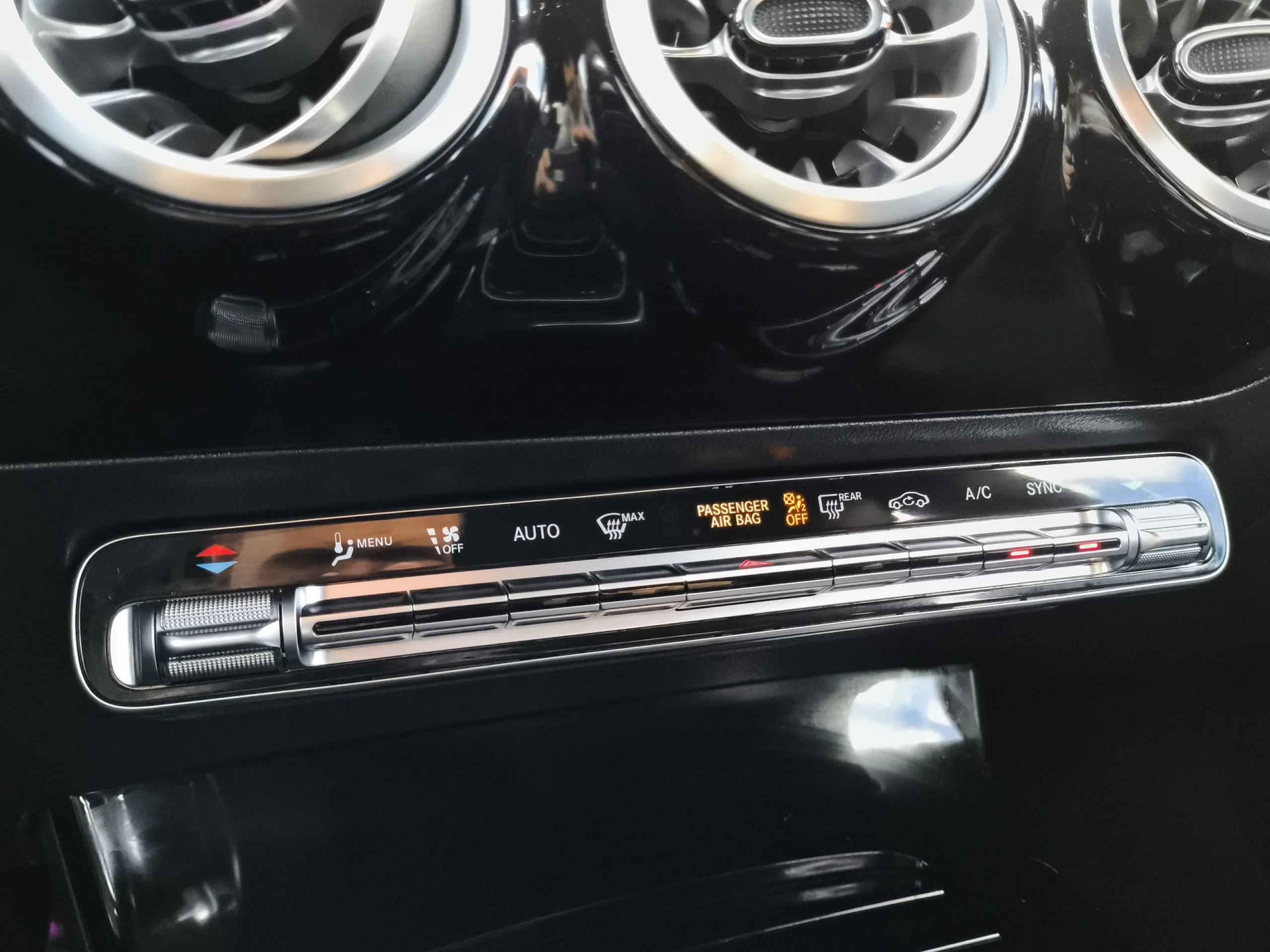 Mercedes-Benz CLA 180 100 kW (136 CV) - Foto 20