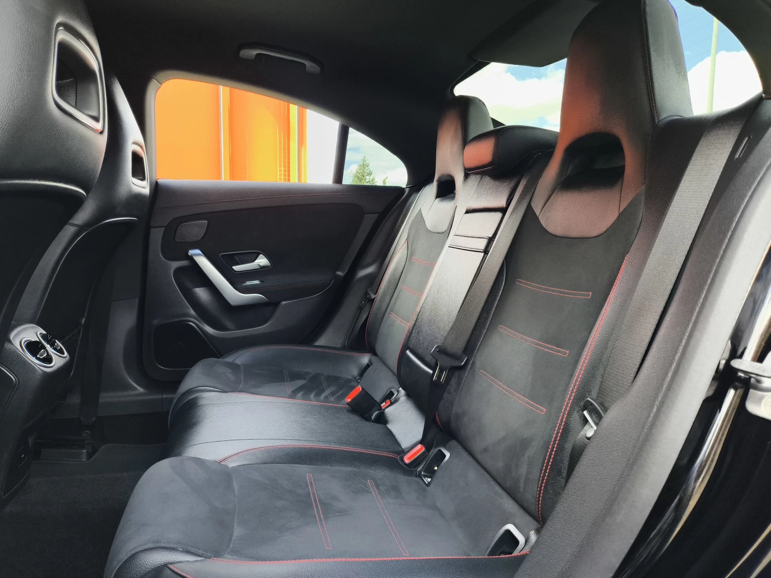 Mercedes-Benz CLA 180 100 kW (136 CV) - Foto 23