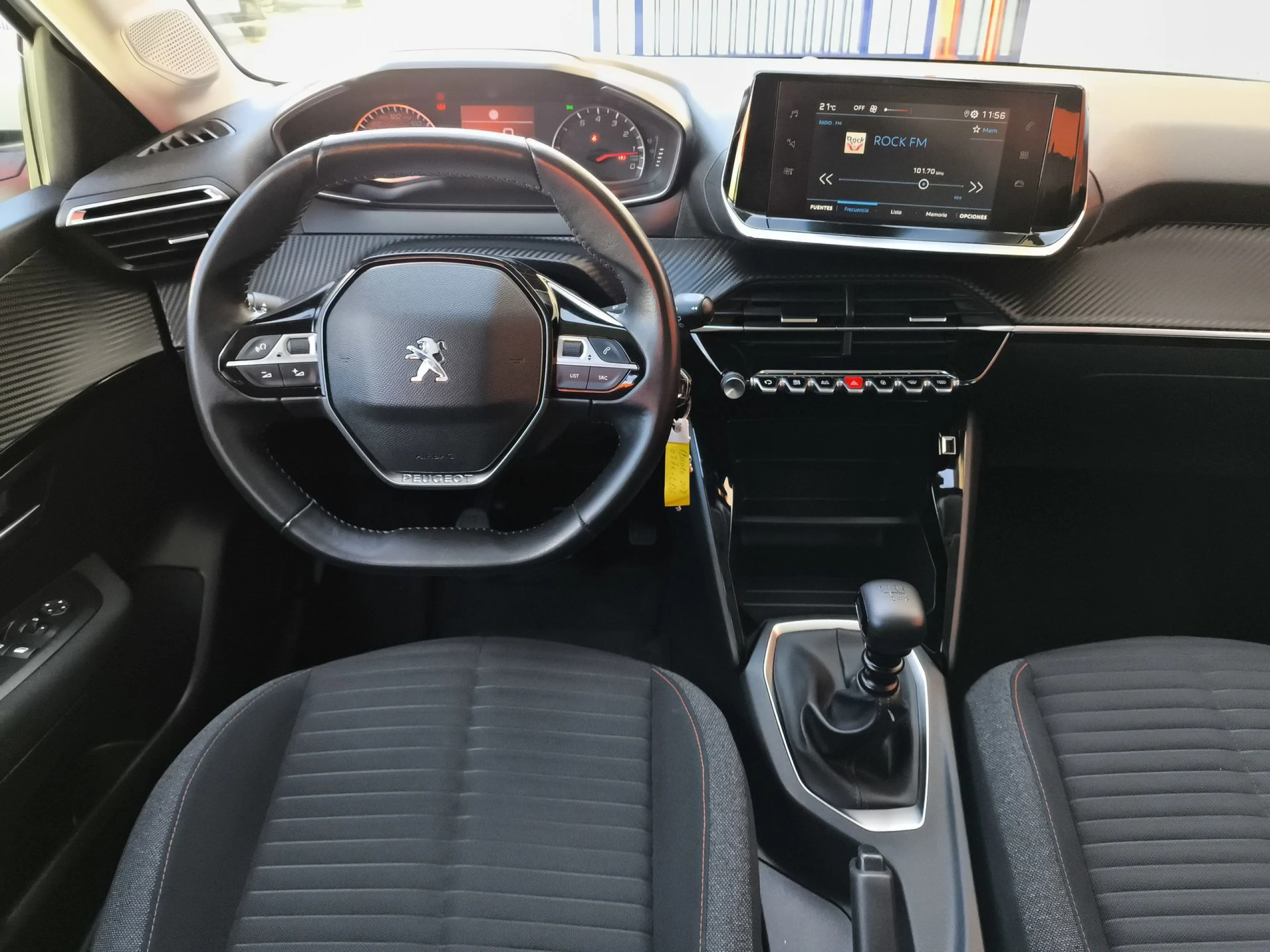 Peugeot 208 PureTech 100 SANDS Active 75 kW (100 CV) - Foto 16