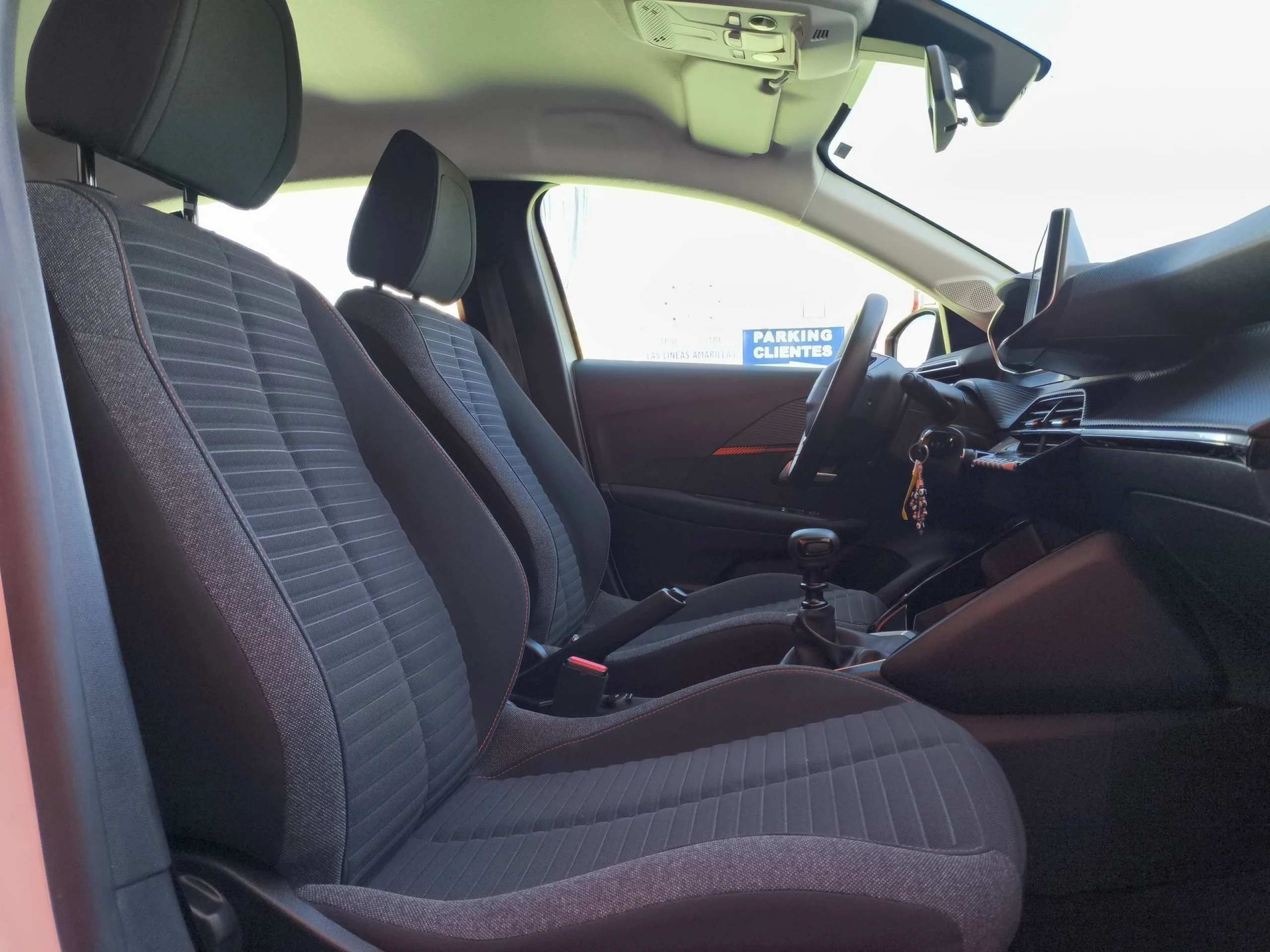 Peugeot 208 PureTech 100 SANDS Active 75 kW (100 CV) - Foto 19