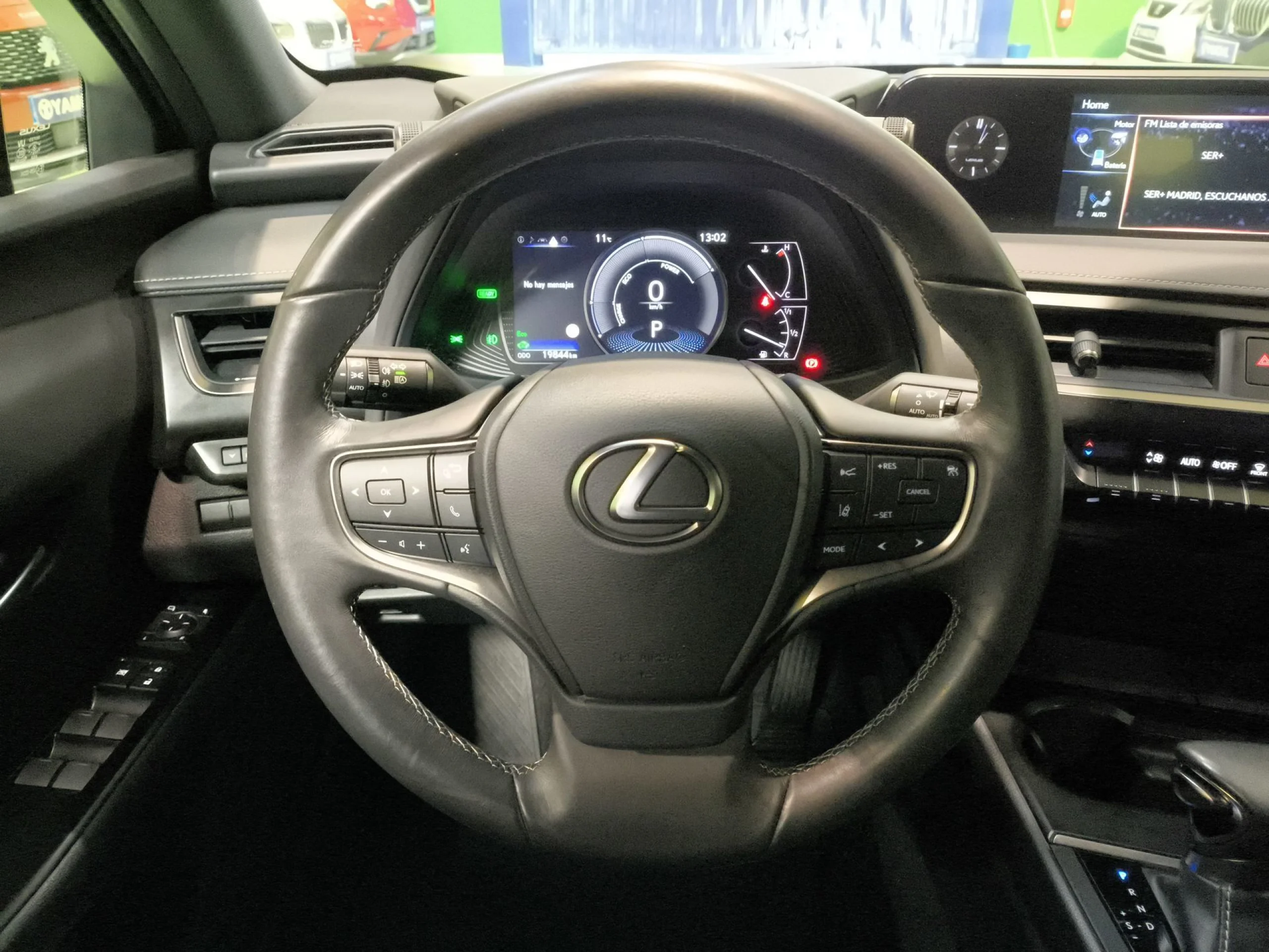 Lexus Ux 250h Business 2WD 135 kW (184 CV) - Foto 11
