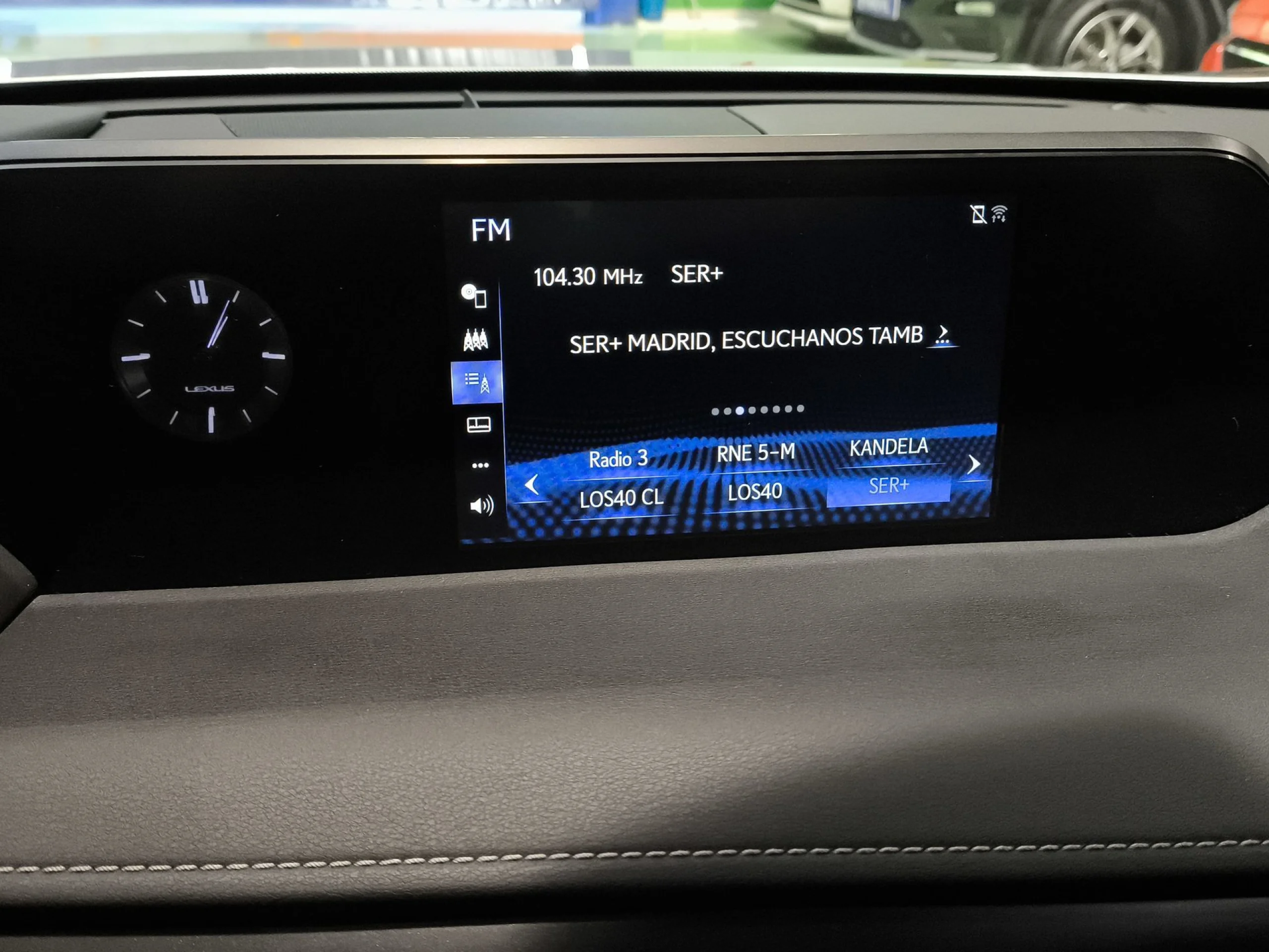 Lexus Ux 250h Business 2WD 135 kW (184 CV) - Foto 13