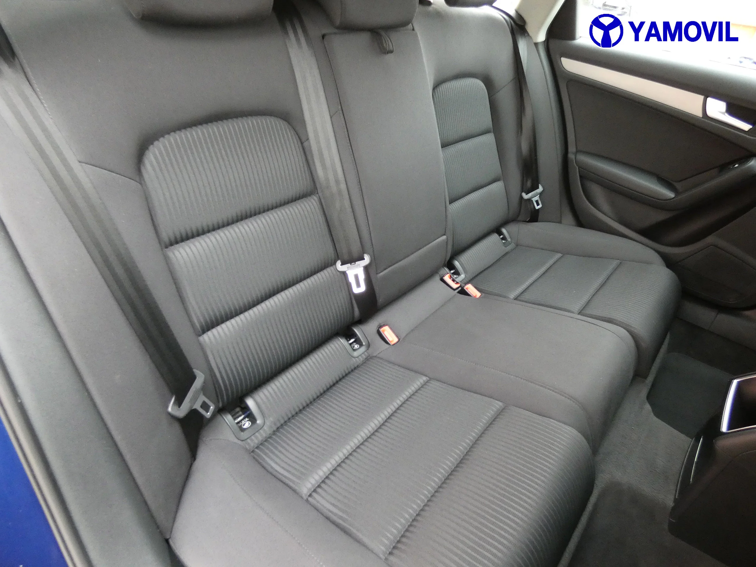 Audi A4 2.0 TDI AVANT S-LINE 5P - Foto 12