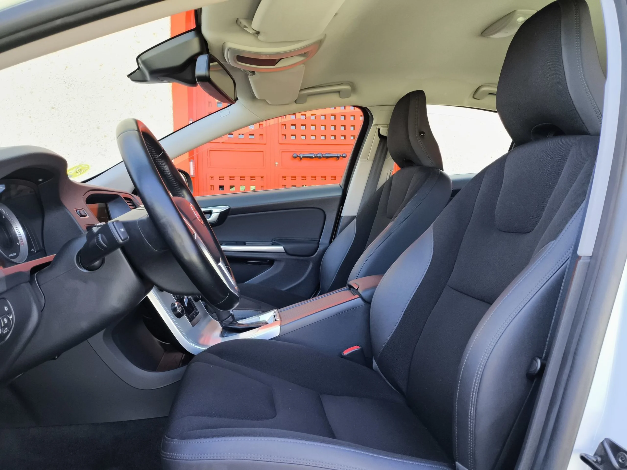 Volvo S60 D3 Momentum Auto 100 kW (136 CV) - Foto 8