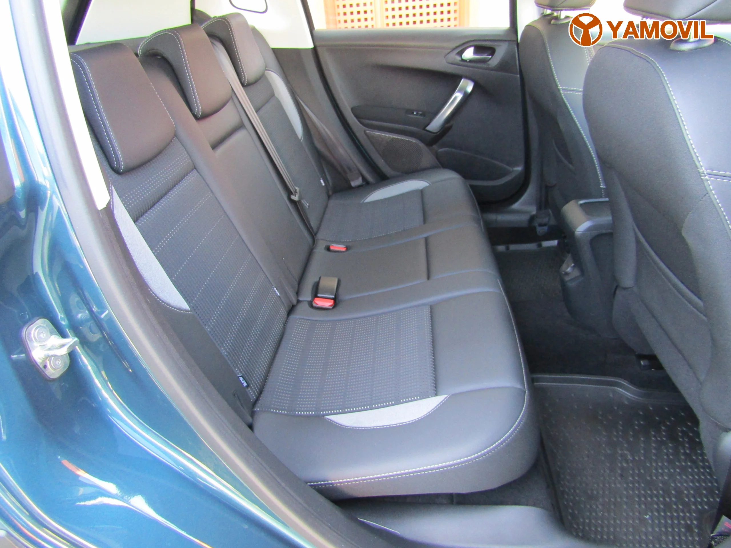 Peugeot 2008 1.2 PURETECH ALLURE - Foto 15