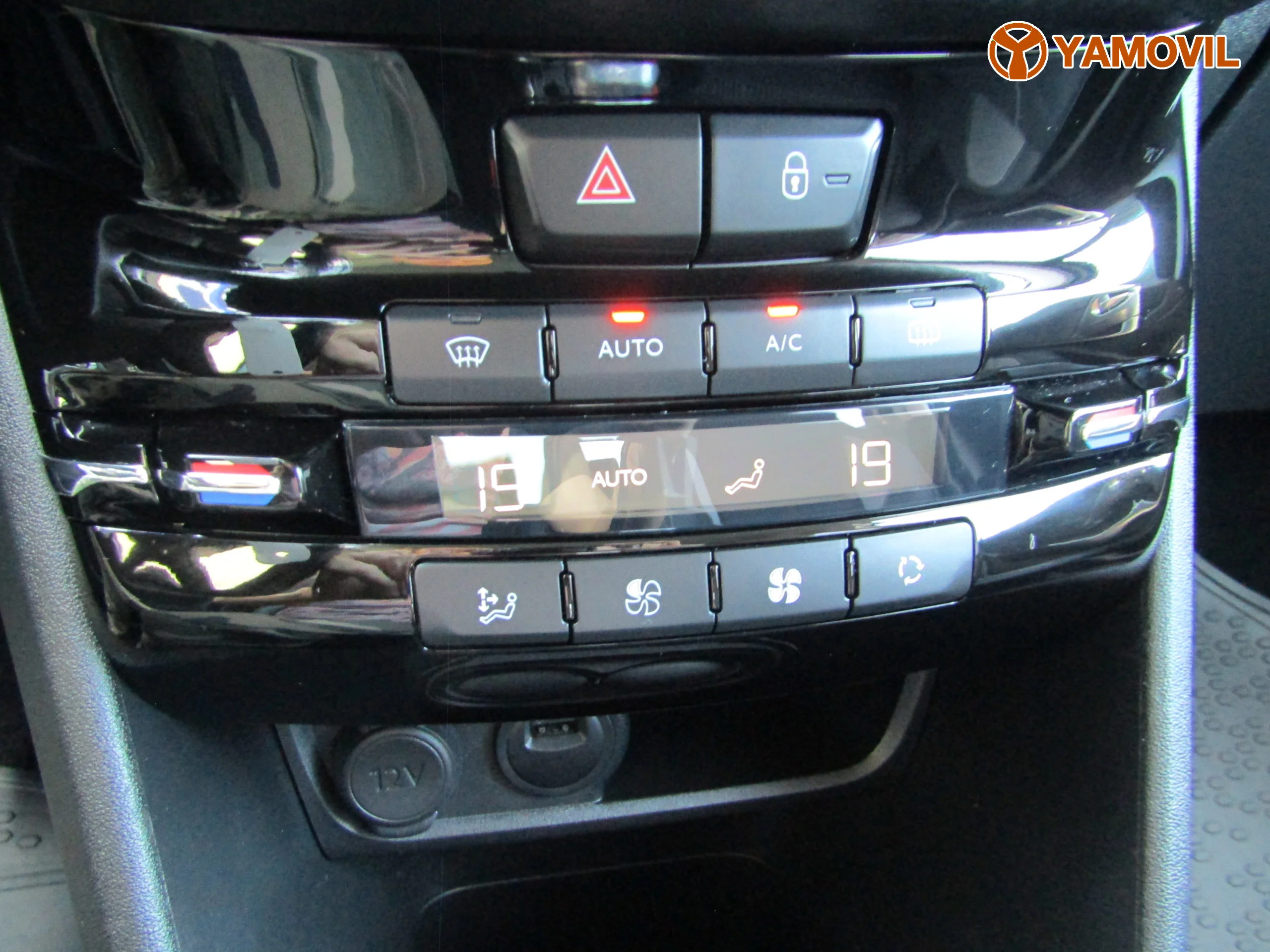 Peugeot 2008 1.2 PURETECH ALLURE - Foto 25
