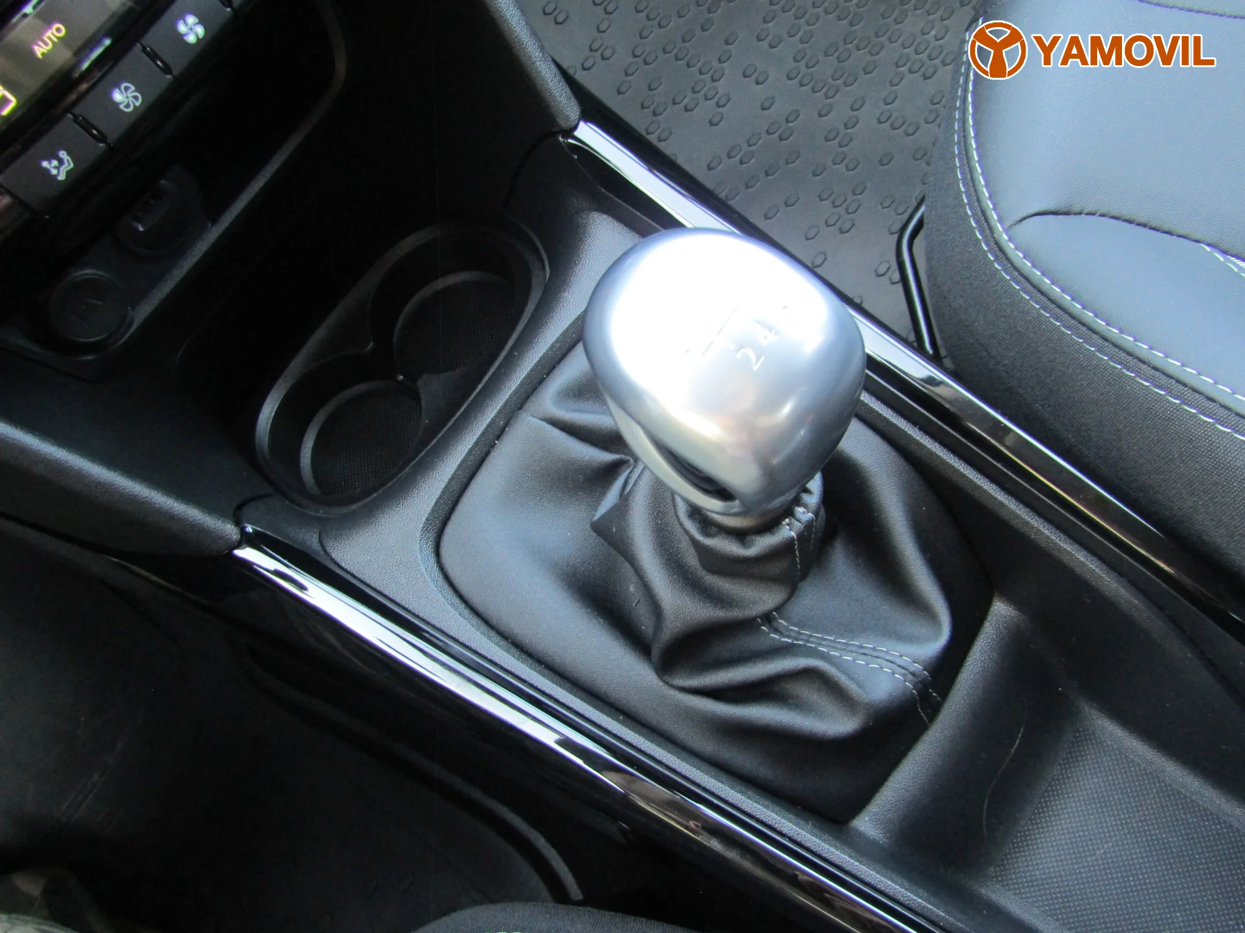 Peugeot 2008 1.2 PURETECH ALLURE - Foto 35
