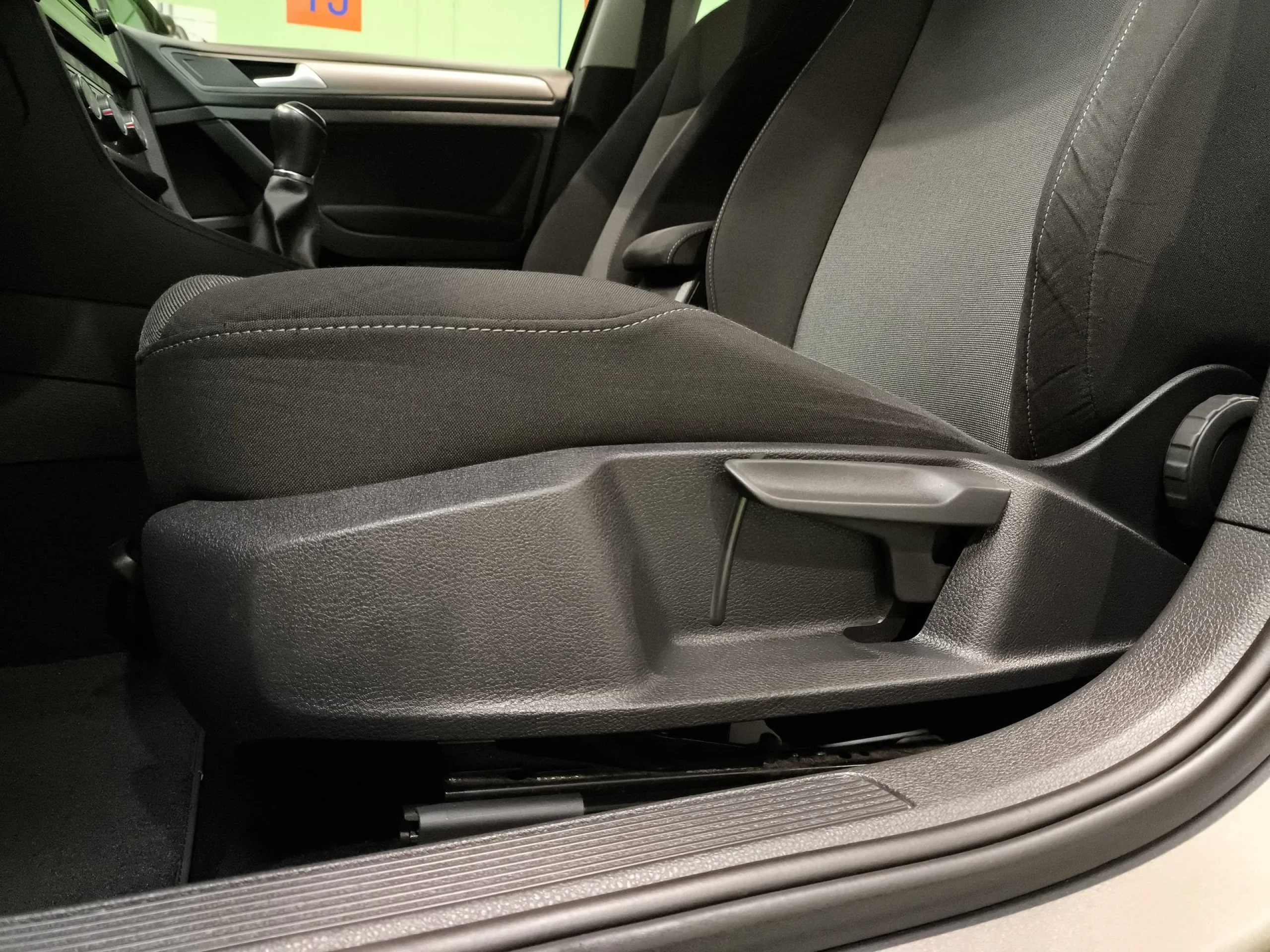 Volkswagen Golf Edition 1.2 TSI BMT 77 kW (105 CV) - Foto 9