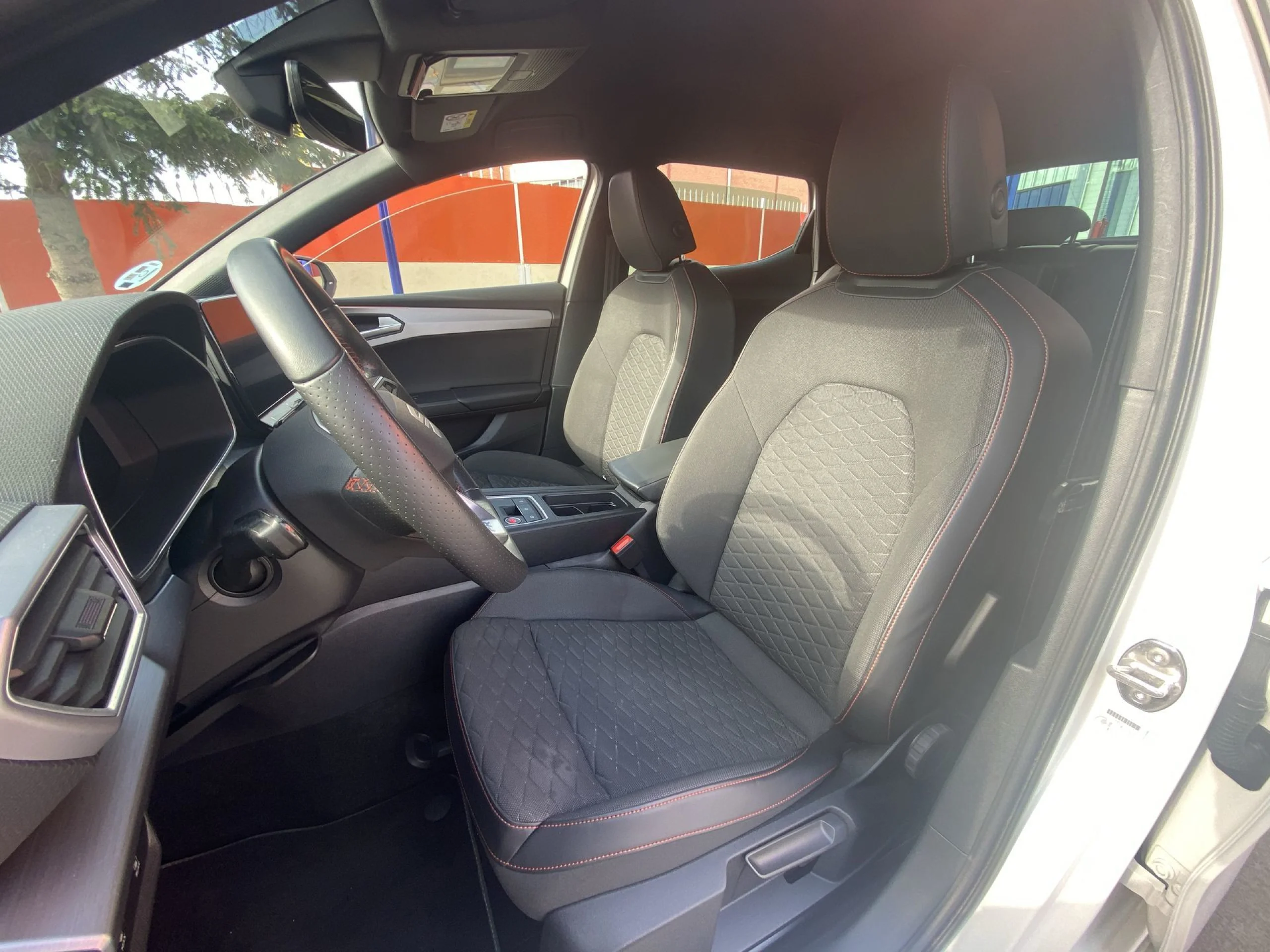 Seat Leon 1.5 TSI SS FR 150CV  5P. - Foto 8