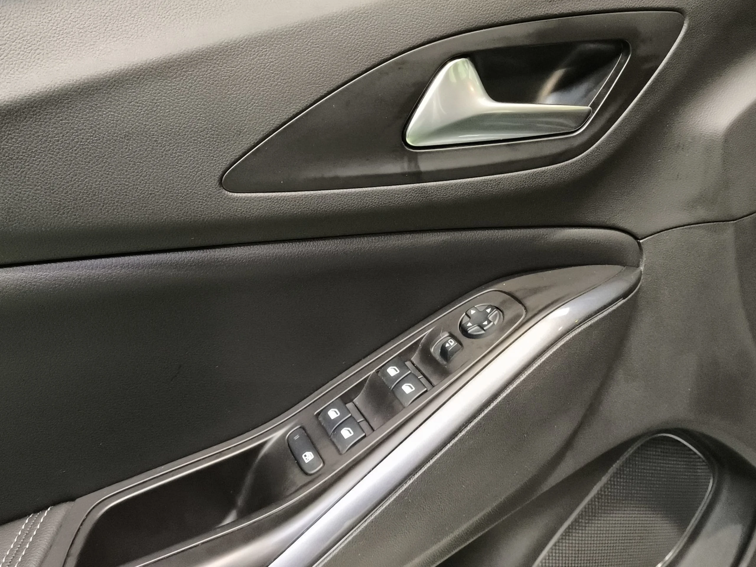 Opel Grandland X 1.2 Turbo Ultimate 96 kW (130 CV) - Foto 10