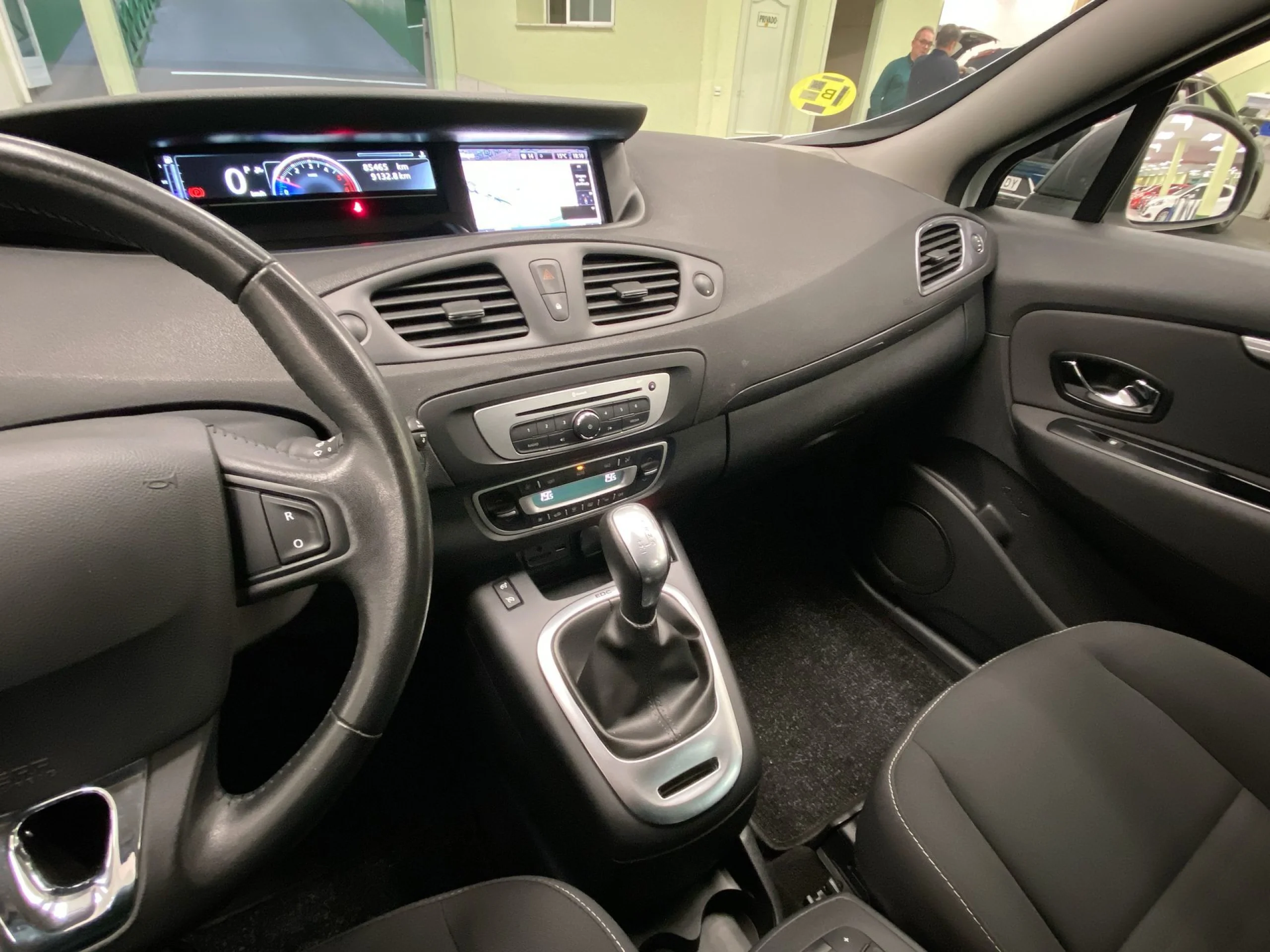 Renault Grand Scenic Limited dCi 81 kW (110 CV) EDC - Foto 18