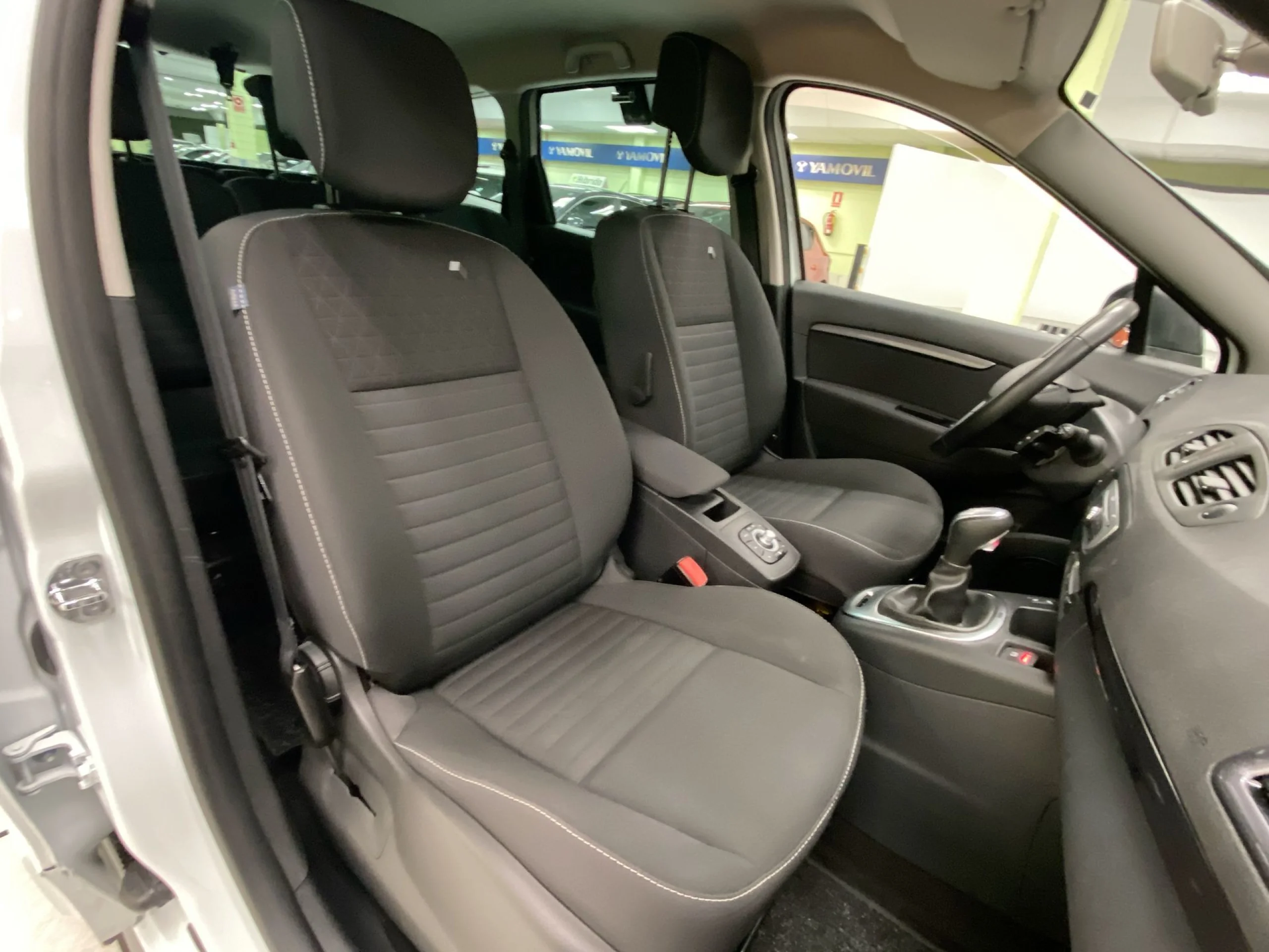 Renault Grand Scenic Limited dCi 81 kW (110 CV) EDC - Foto 22