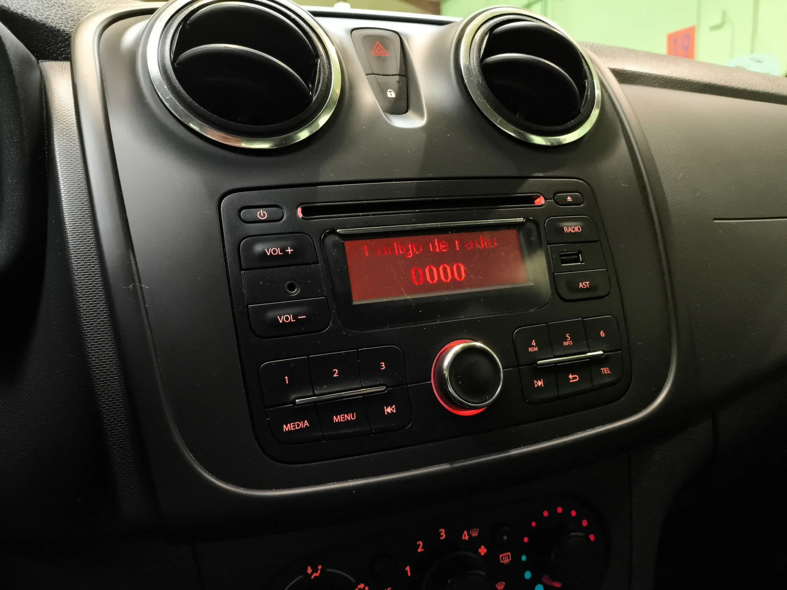Dacia Sandero 1.2 Ambiance 55 kW (75 CV) - Foto 13