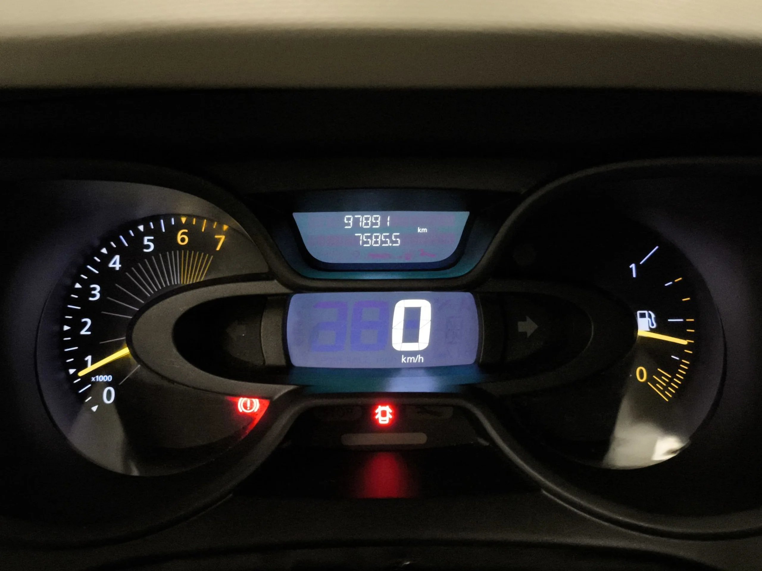 Renault Captur Life Energy TCe 66 kW (90 CV) - Foto 21