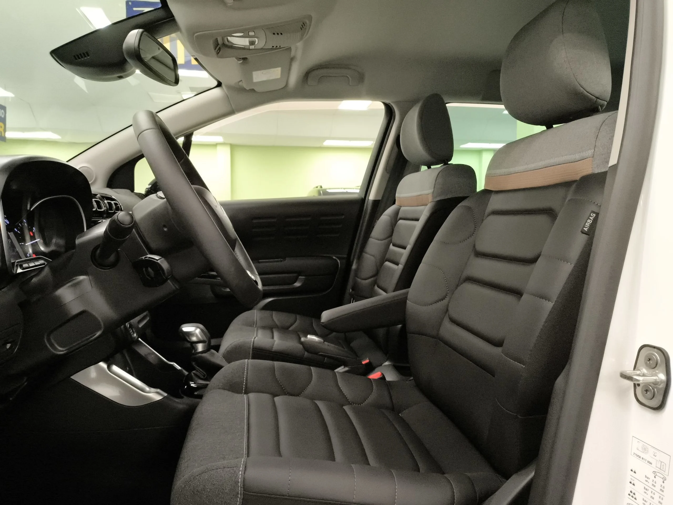 Citroen C3 Aircross PureTech 130 SANDS Max EAT6 96 kW (131 CV) - Foto 8