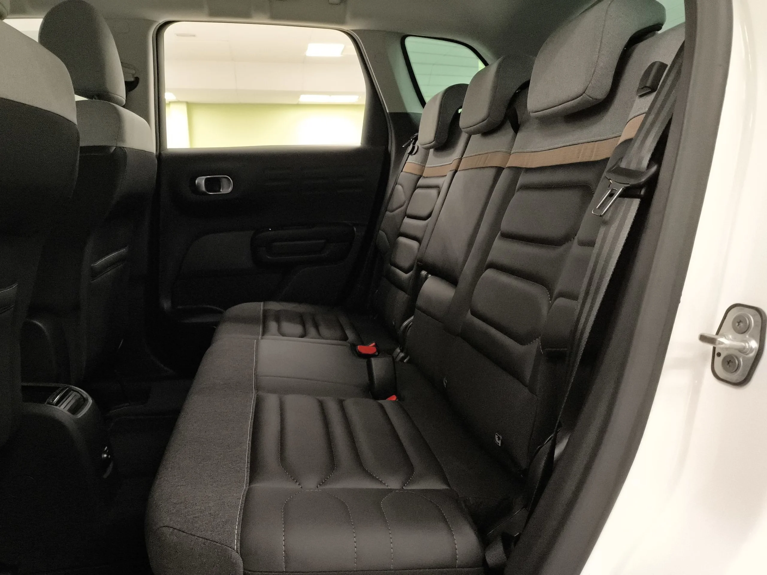 Citroen C3 Aircross PureTech 130 SANDS Max EAT6 96 kW (131 CV) - Foto 19