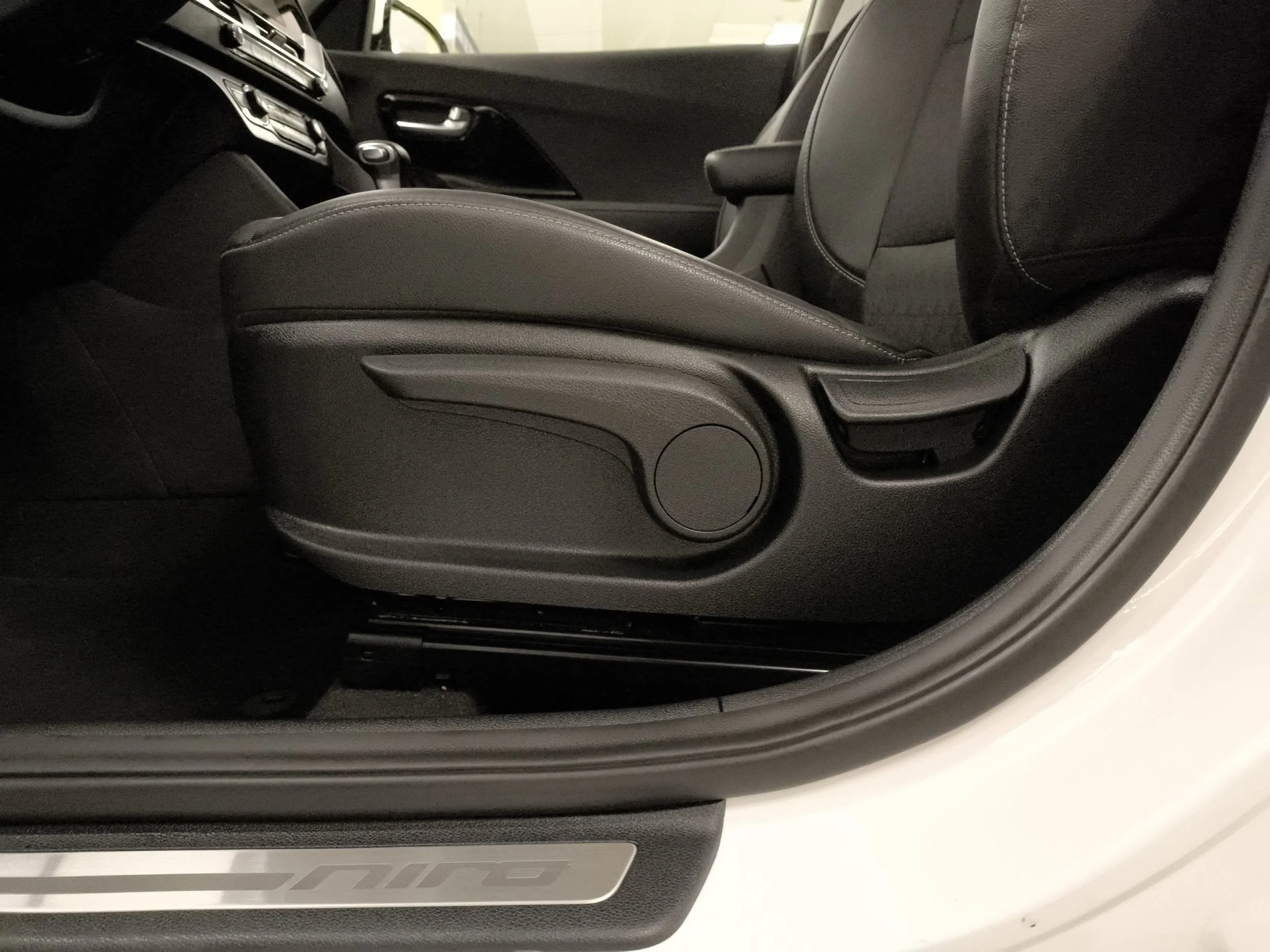 Kia Niro 1.6 GDi HEV Híbrido Emotion 104 kW (141 CV) - Foto 9