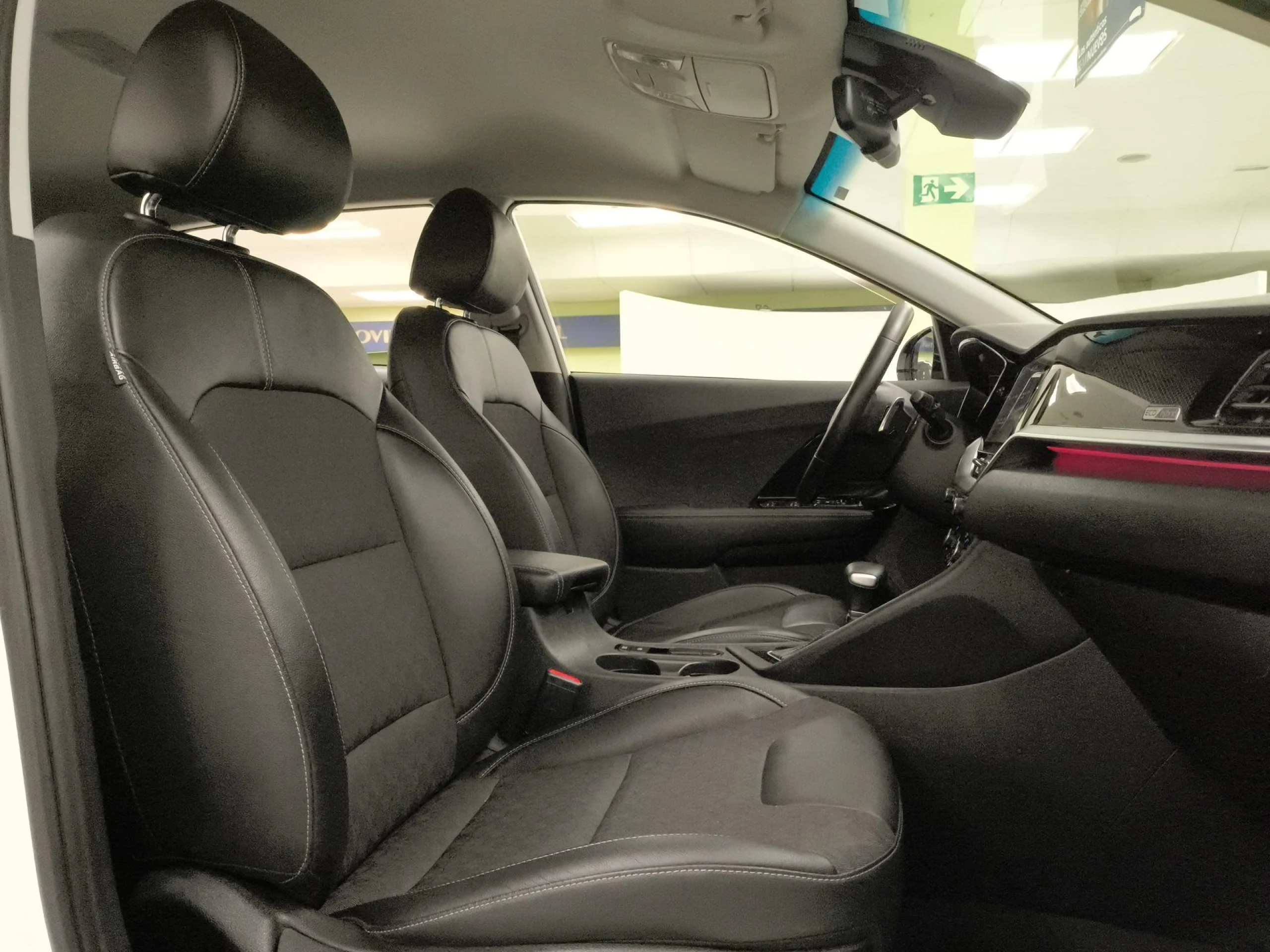 Kia Niro 1.6 GDi HEV Híbrido Emotion 104 kW (141 CV) - Foto 21