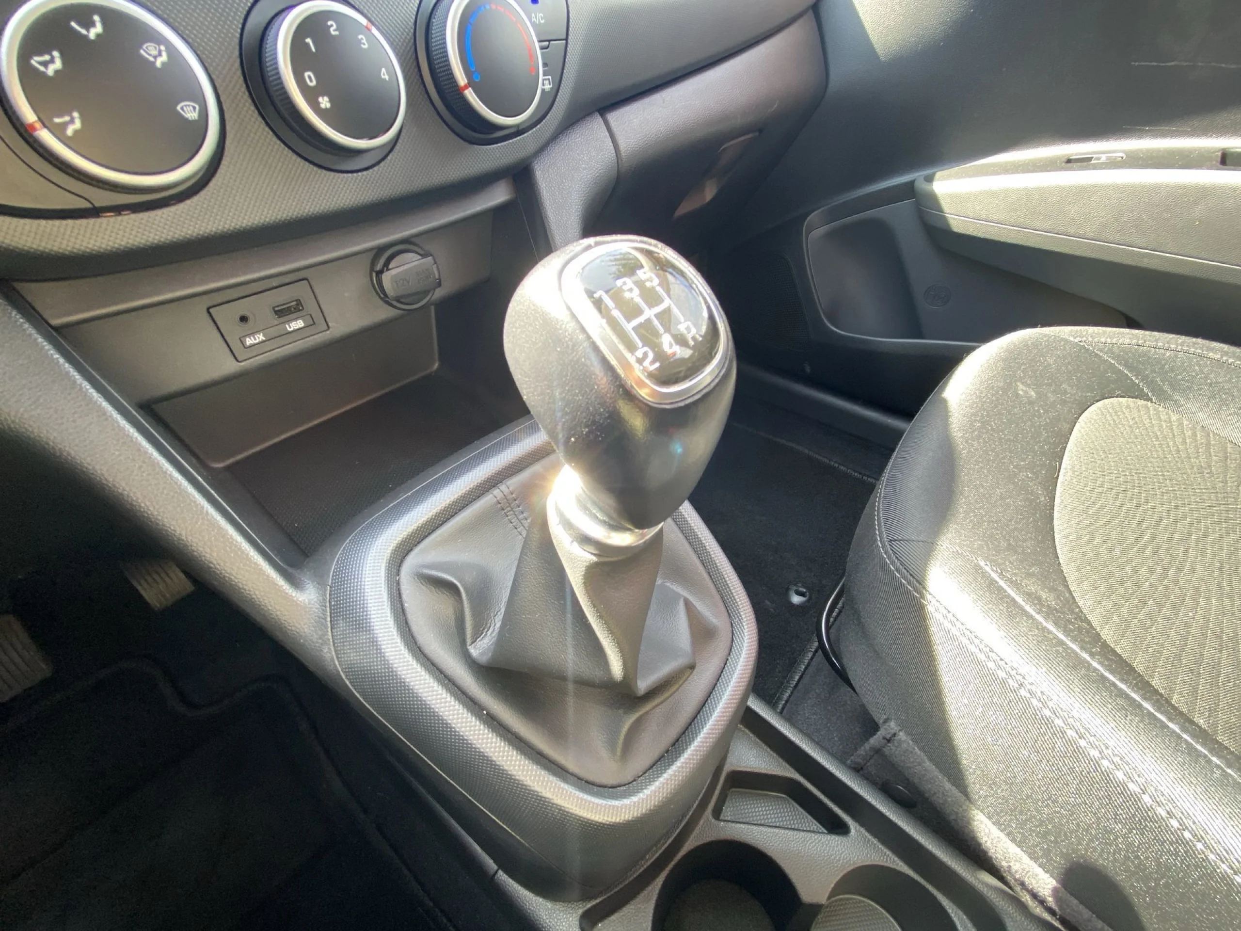 Hyundai I10 1.0 Go ! Auto 49 kW (66 CV) - Foto 13