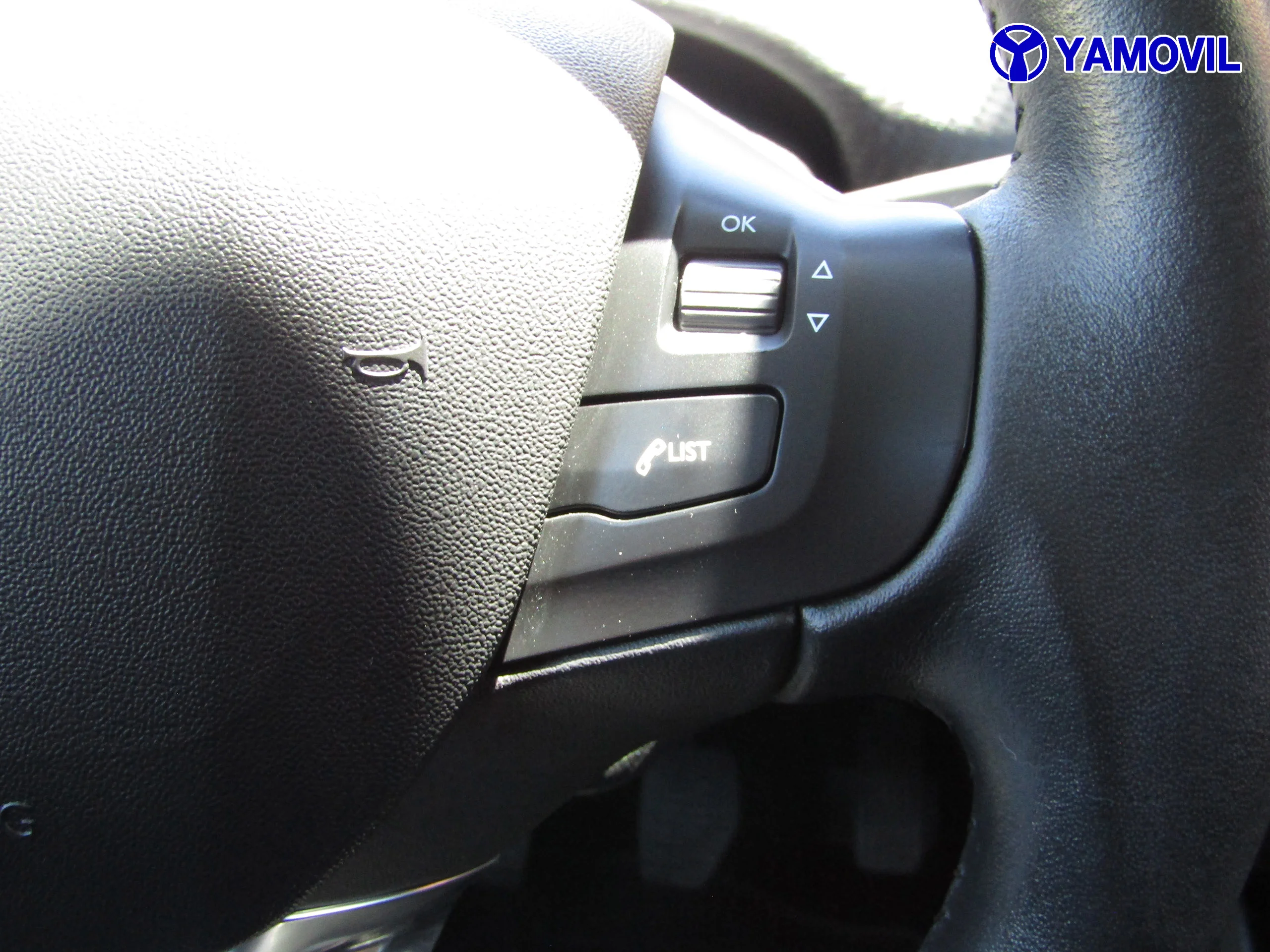 Peugeot 208 STYLE PURETECH 5P - Foto 26