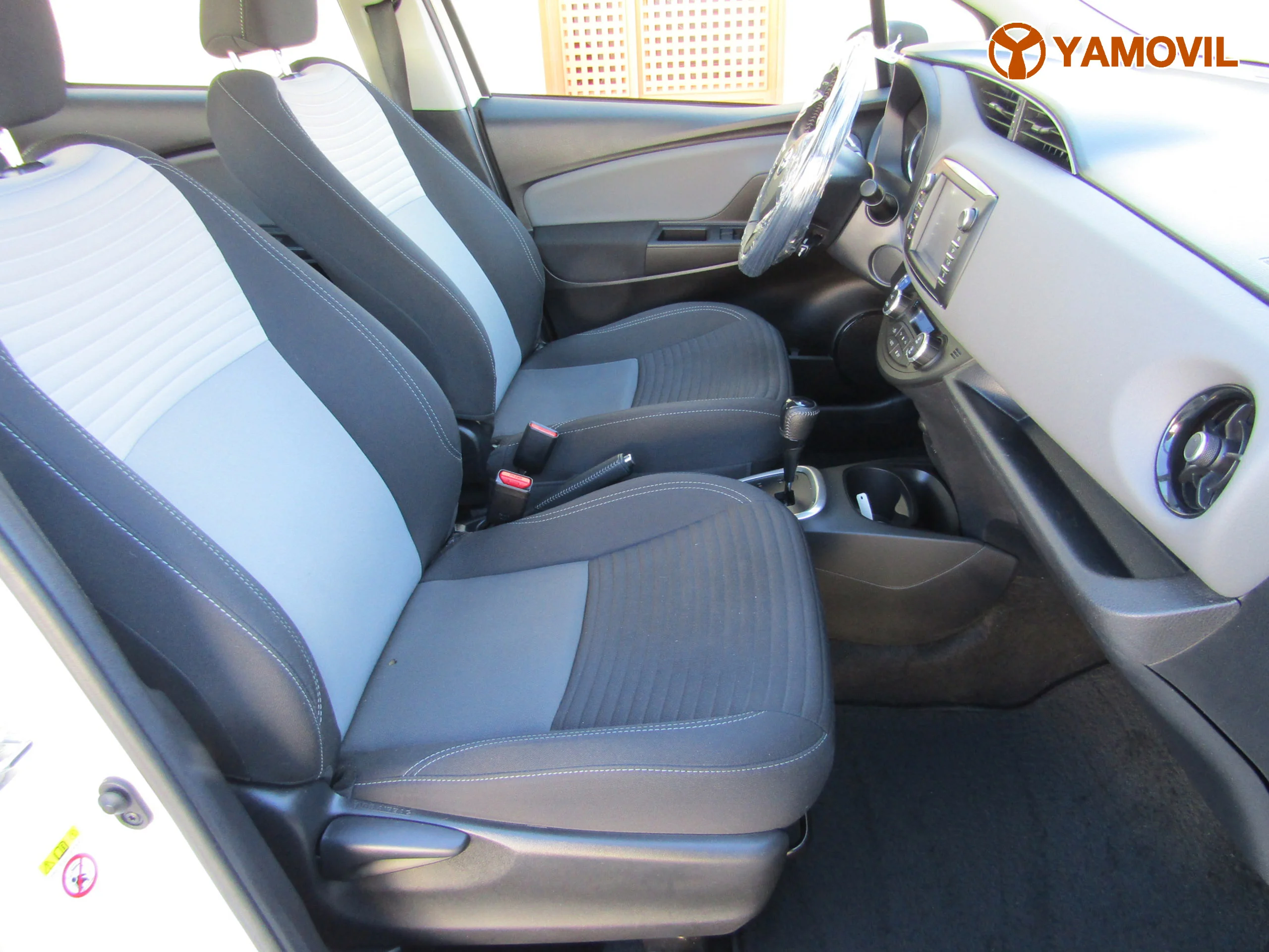Toyota Yaris 1.5 HYBRID ACTIVE TECH - Foto 8