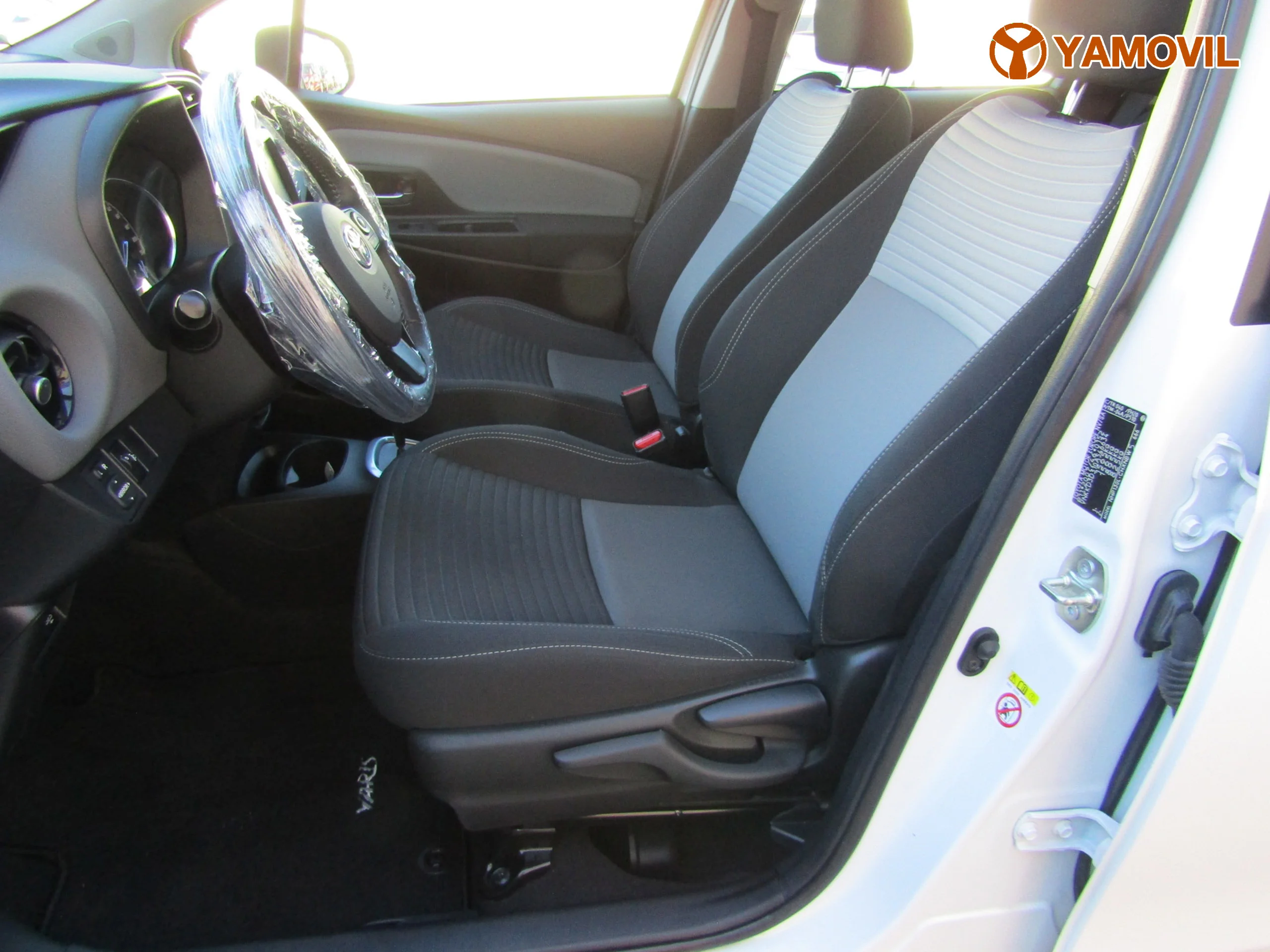 Toyota Yaris 1.5 HYBRID ACTIVE TECH - Foto 12