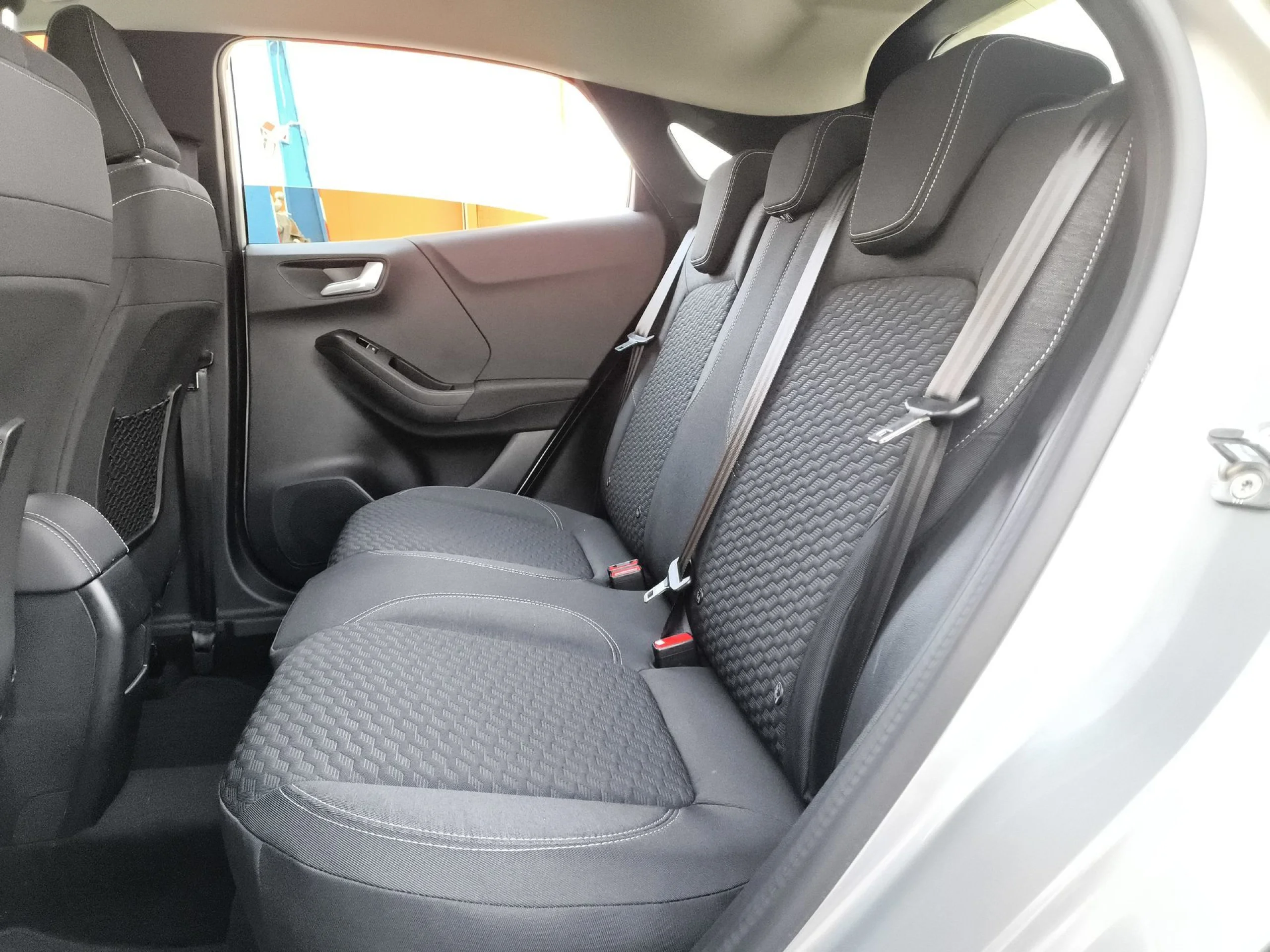Ford Puma 1.0 EcoBoost MHEV Titanium 92 kW (125 CV) - Foto 19