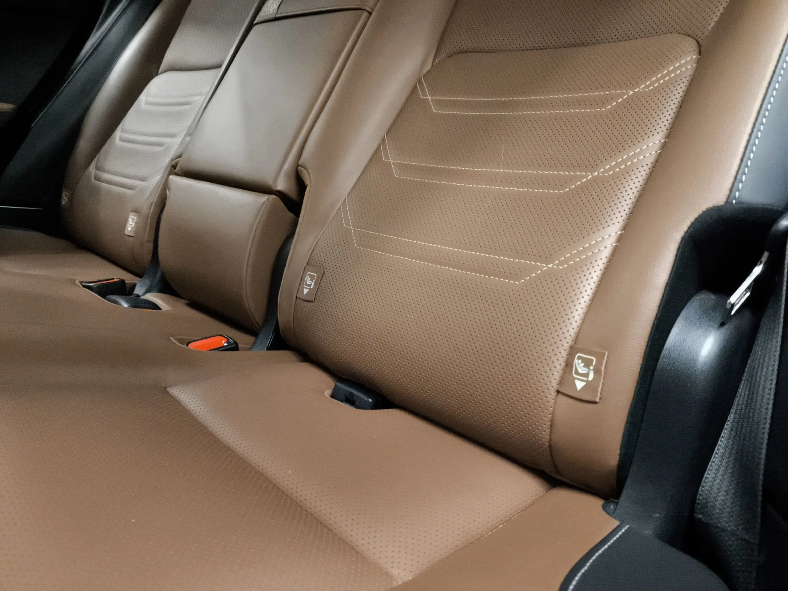 Lexus NX 300h Executive 4WD 145 kW (197 CV) - Foto 26