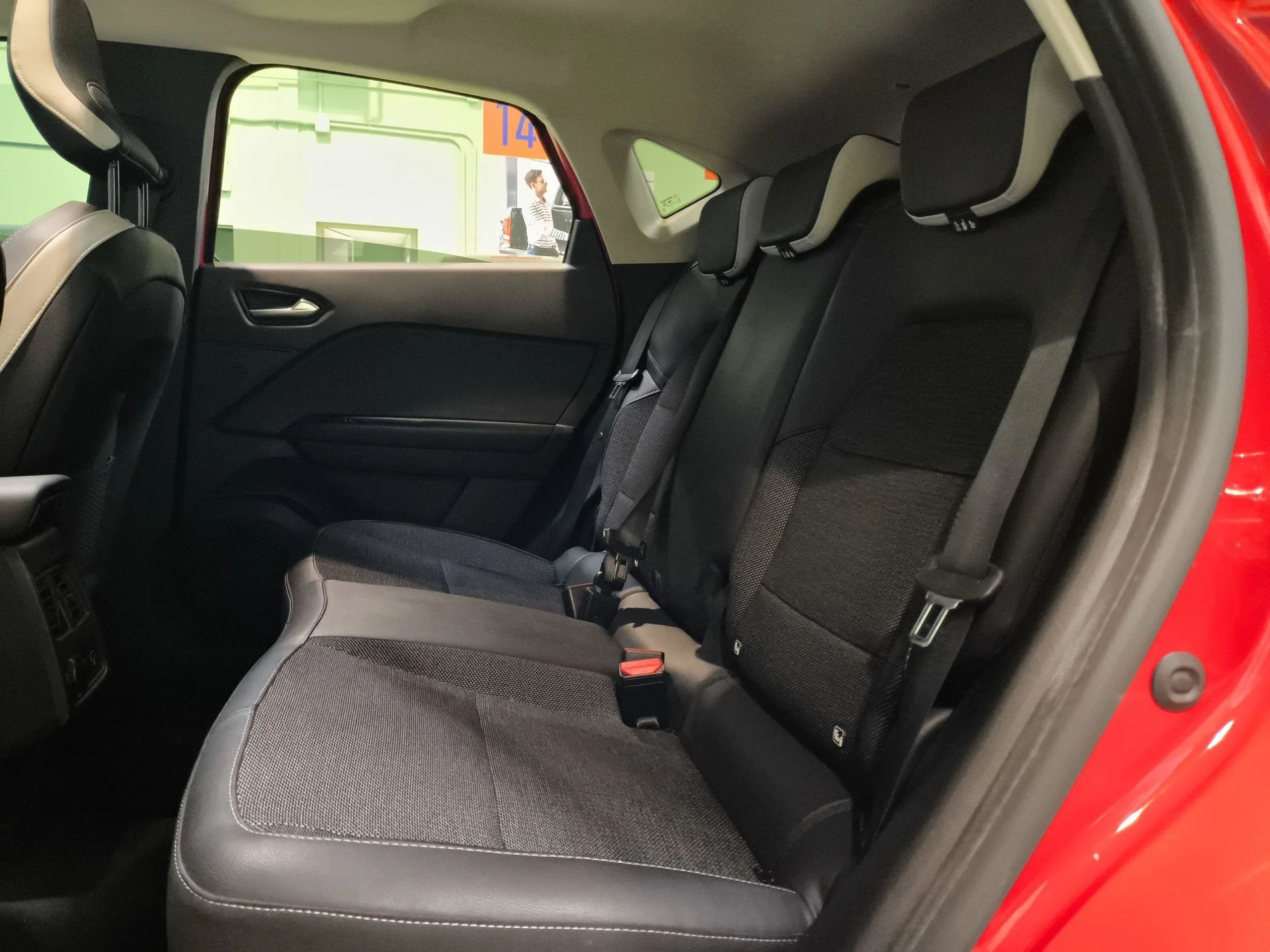 Renault Captur TCe 140 Micro Híbrido Fast Track 103 kW (140 CV) - Foto 26