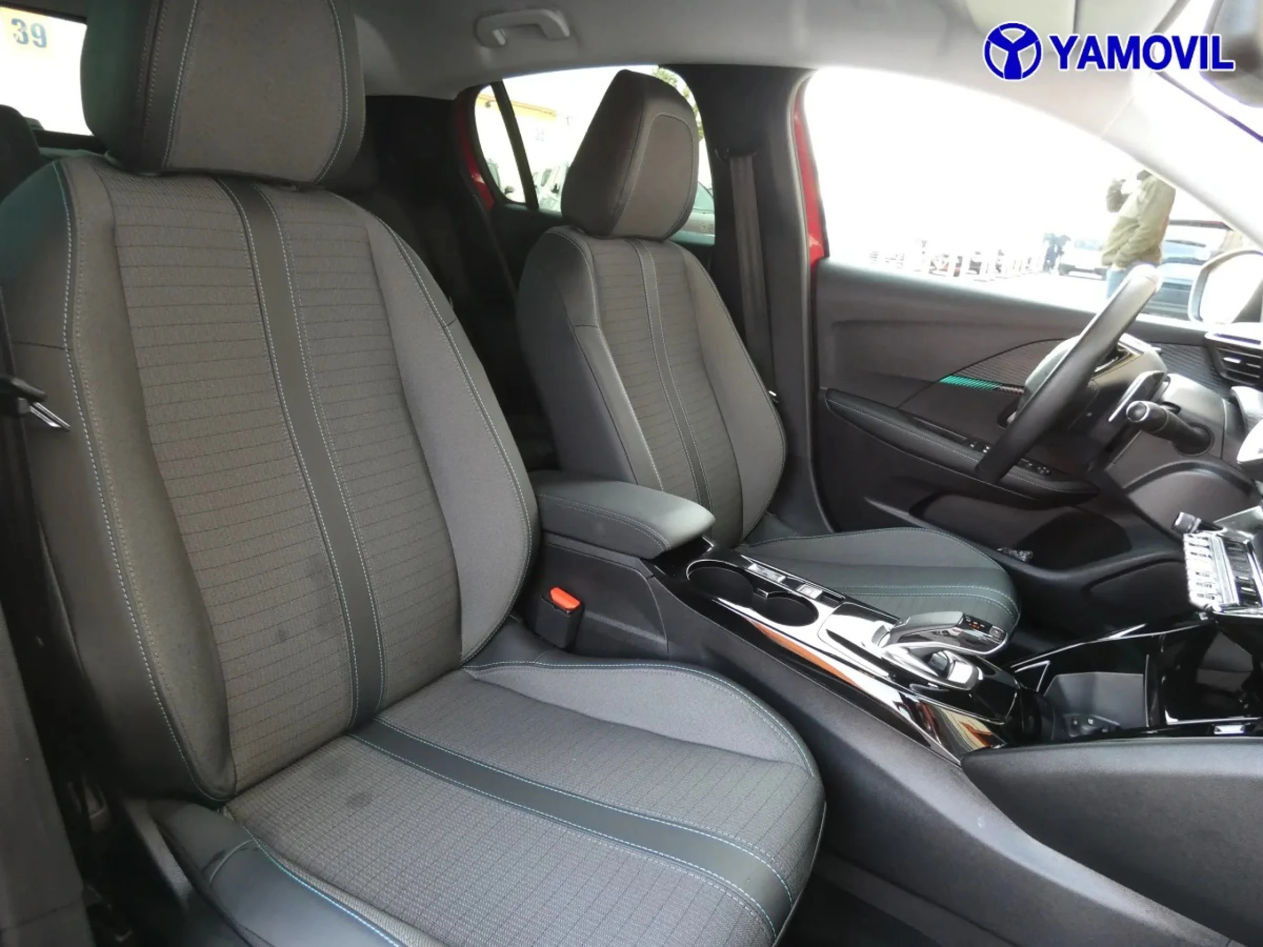 Peugeot 208 PureTech 100 Allure EAT8 75 kW (100 CV) - Foto 15
