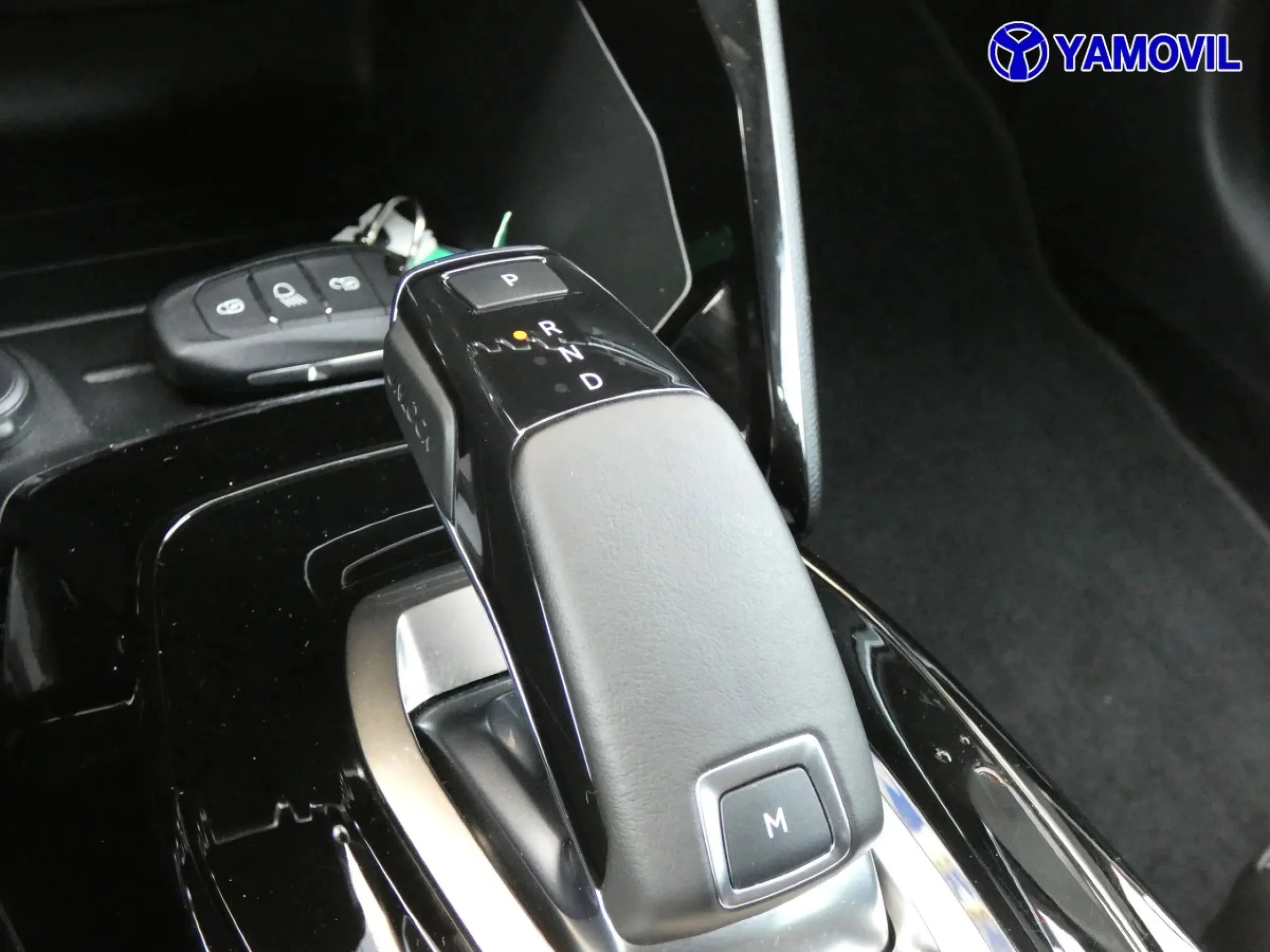 Peugeot 208 PureTech 100 Allure EAT8 75 kW (100 CV) - Foto 28