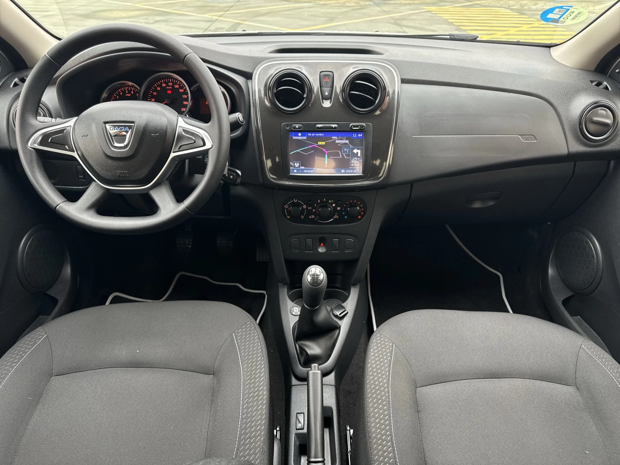 Dacia Logan TCE 90 GLP Ambiance 66 kW (90 CV) - Foto 16