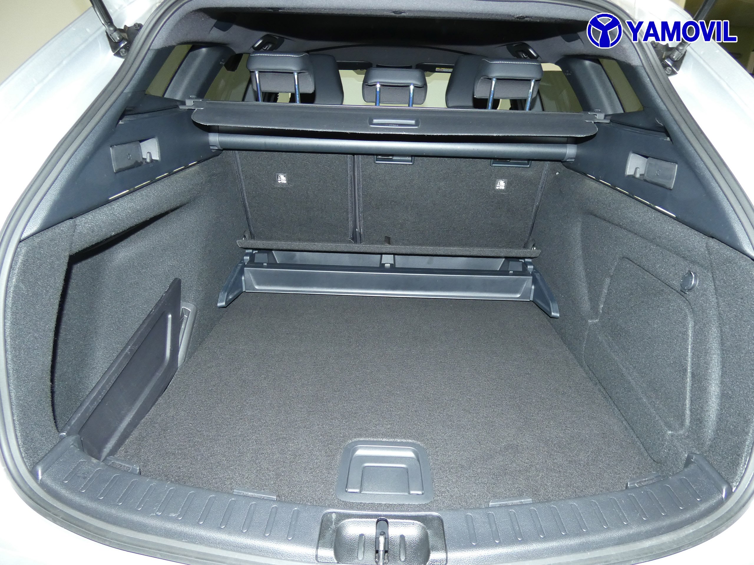 Toyota Corolla 2.0 180H STYLE ECVT TOURINING SPORT 5P - Foto 7