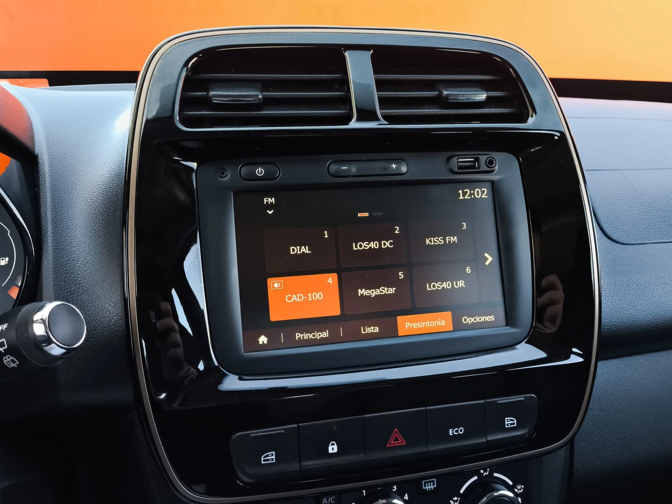 Dacia Spring Extreme Electric 48 kW (65 CV) - Foto 13