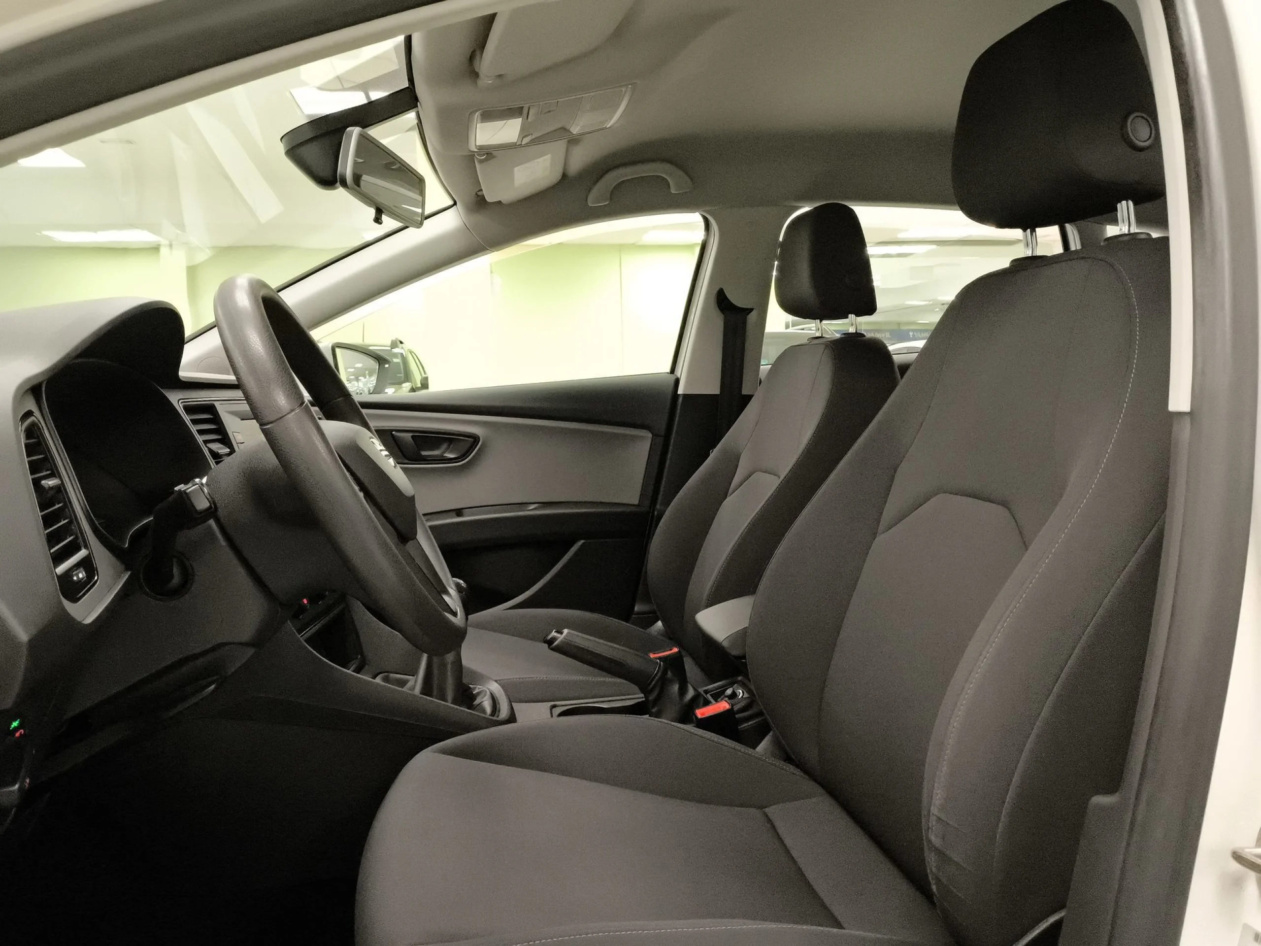 Seat León 1.5 TGI GNC SANDS Reference Edition 96 kW (130 CV) - Foto 8
