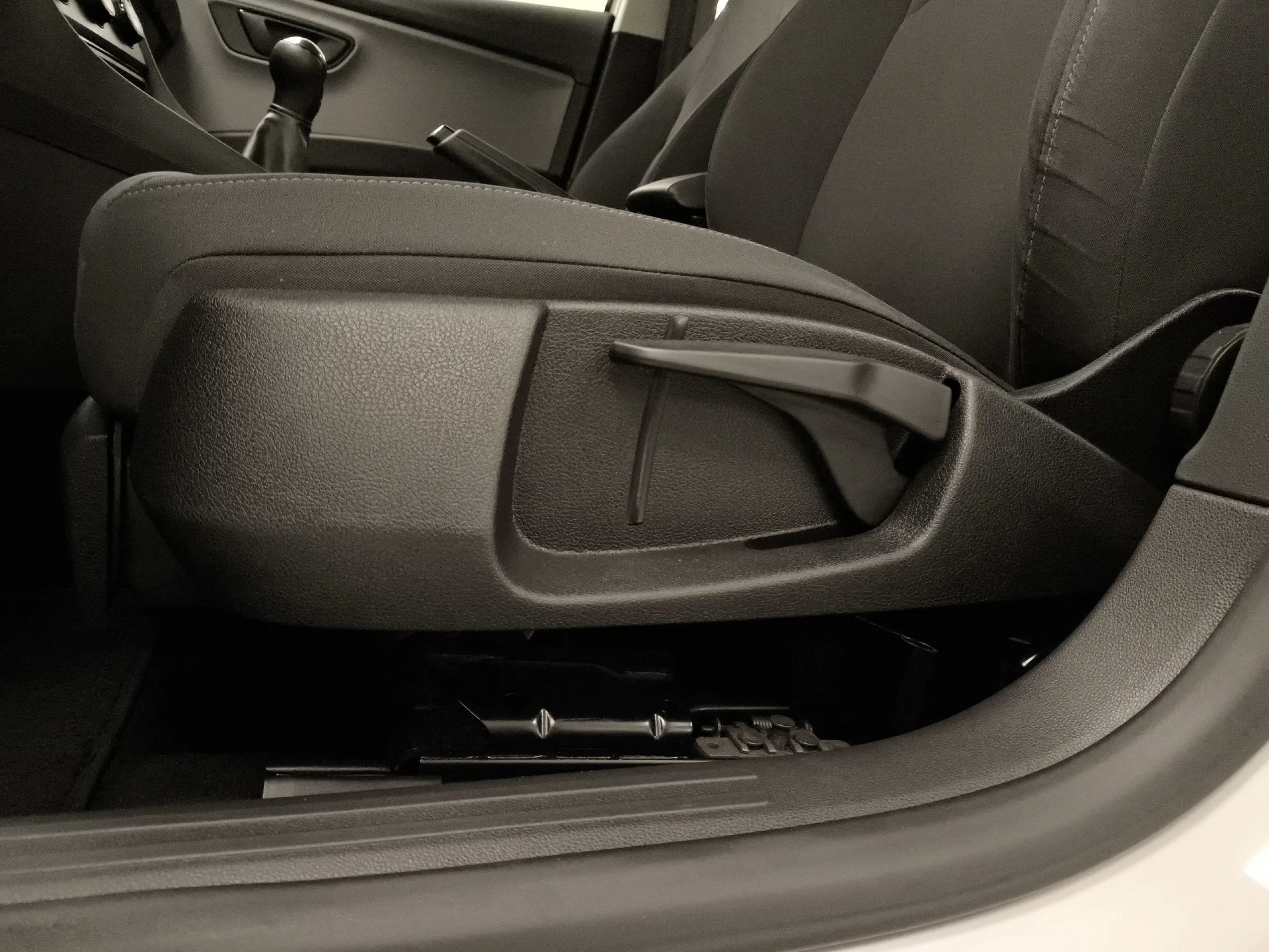 Seat León 1.5 TGI GNC SANDS Reference Edition 96 kW (130 CV) - Foto 9