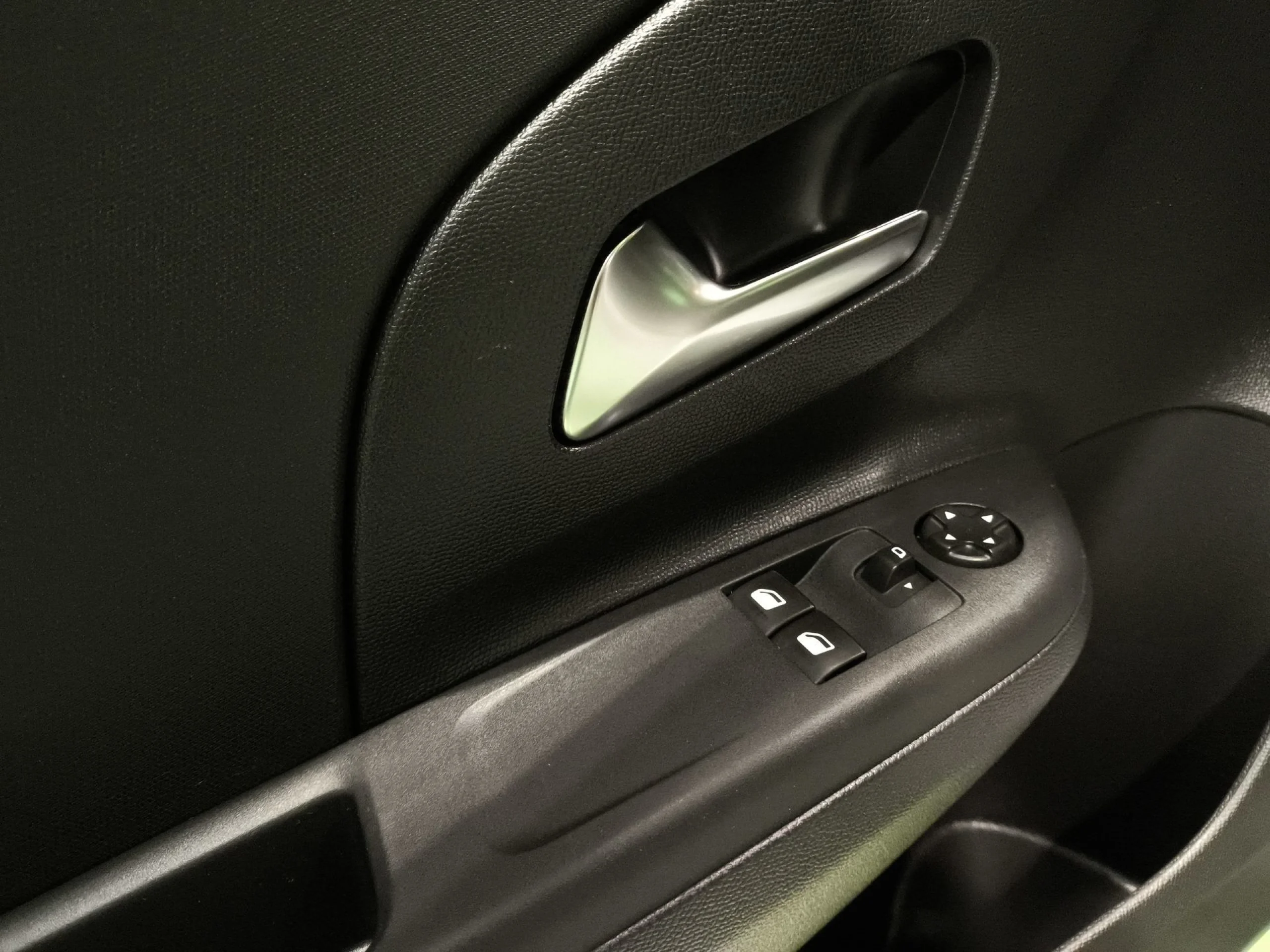 Opel Corsa 1.2 XEL Edition 55 kW (75 CV) - Foto 10