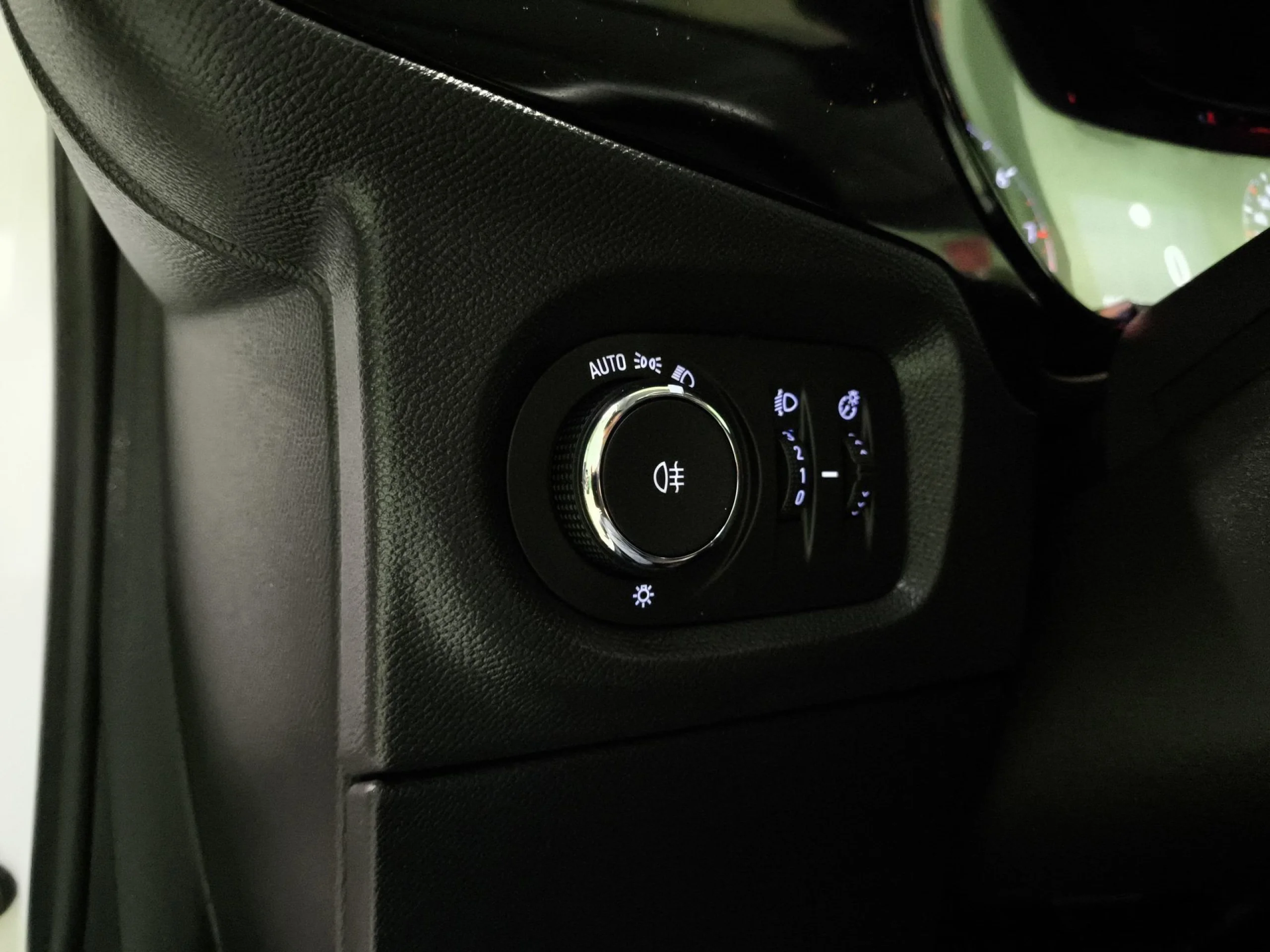 Opel Corsa 1.2 XEL Edition 55 kW (75 CV) - Foto 12