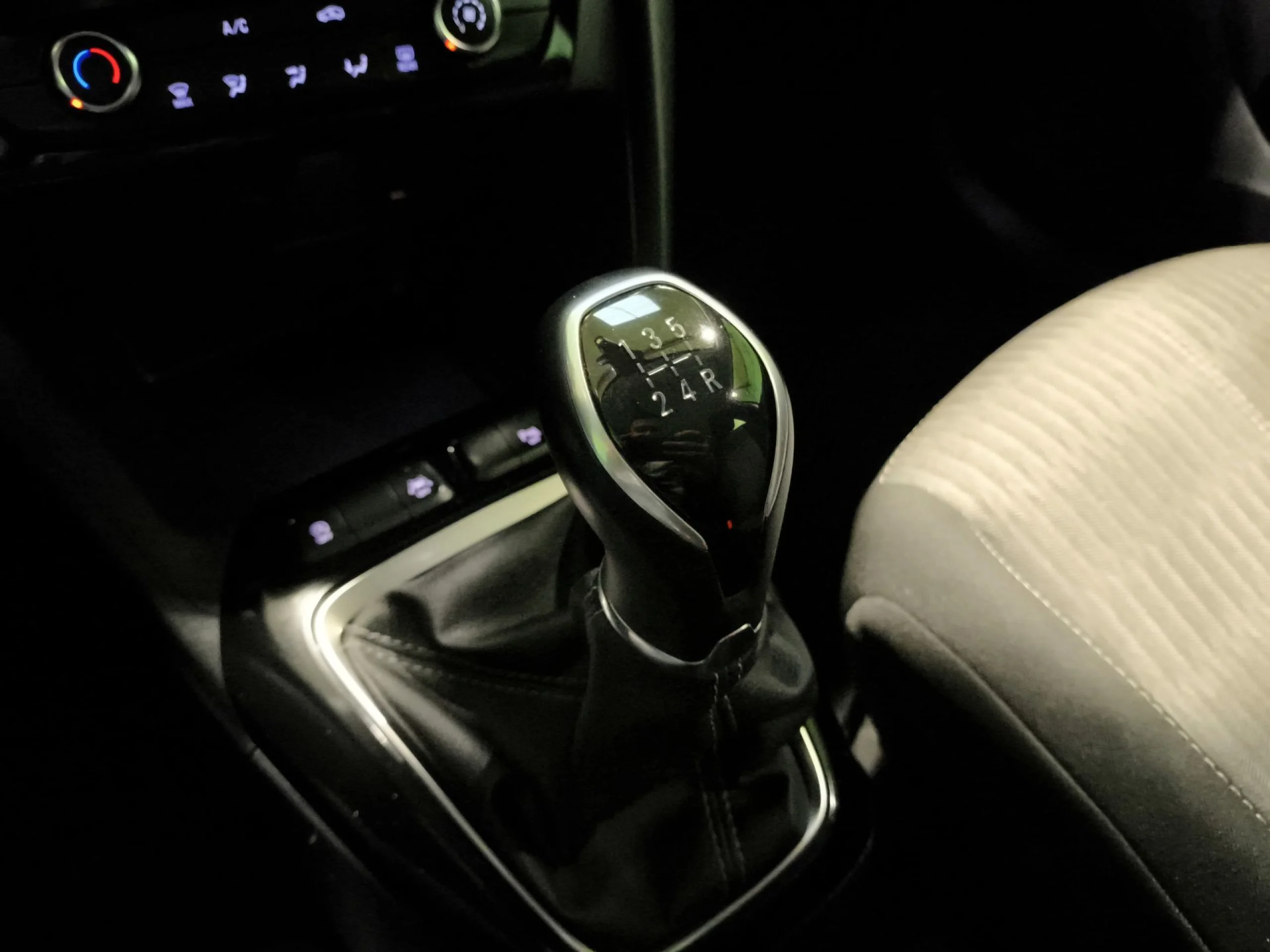 Opel Corsa 1.2 XEL Edition 55 kW (75 CV) - Foto 20