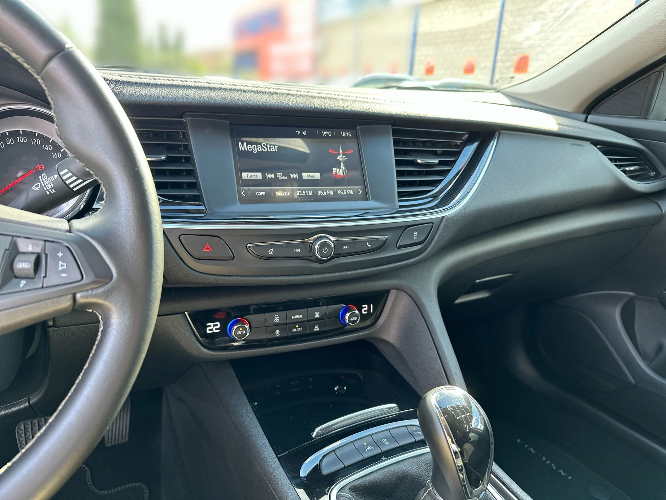 Opel Insignia GS 1.6 CDTI Turbo D Selective 100 kW (136 CV) - Foto 16