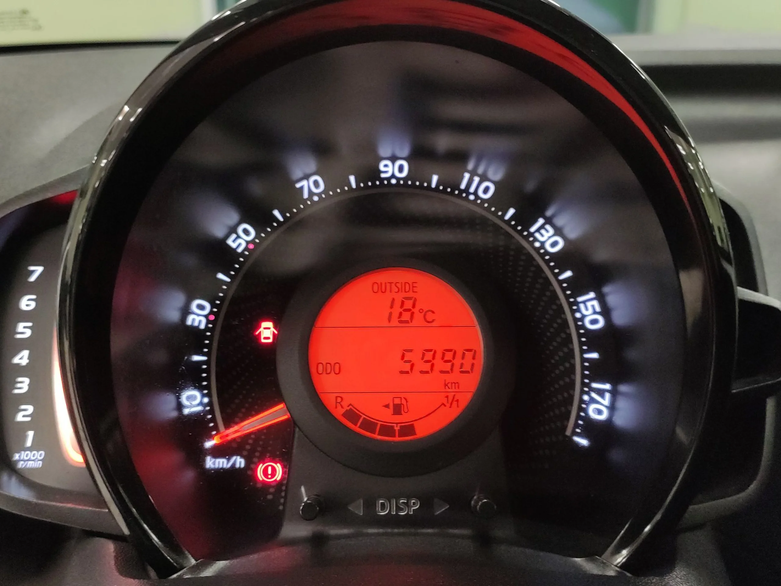 Toyota Aygo 1.0 70 x-play 53 kW (72 CV) - Foto 12