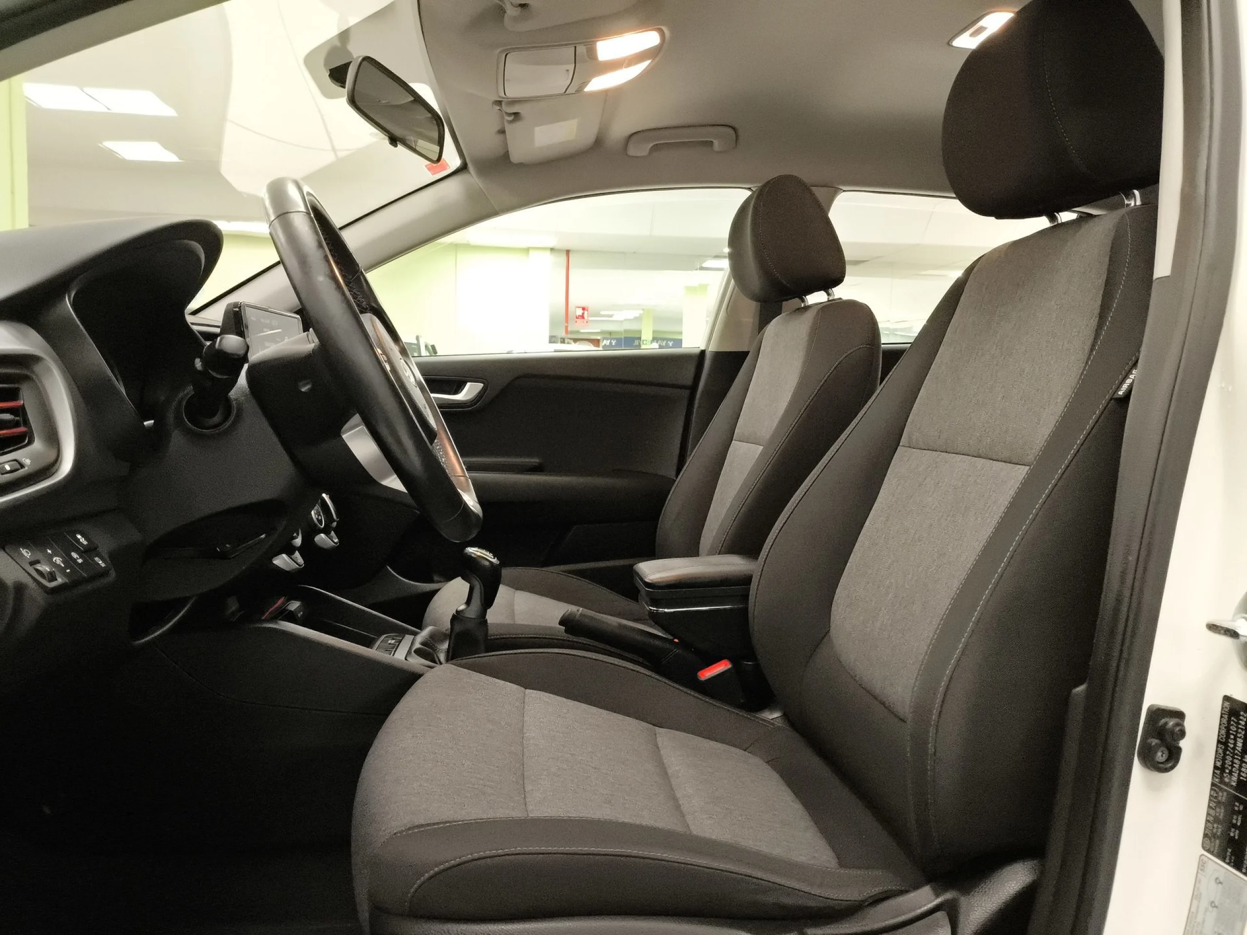 Kia Stonic 1.0 T-GDi MHEV iMT Concept 74 kW (100 CV) - Foto 8
