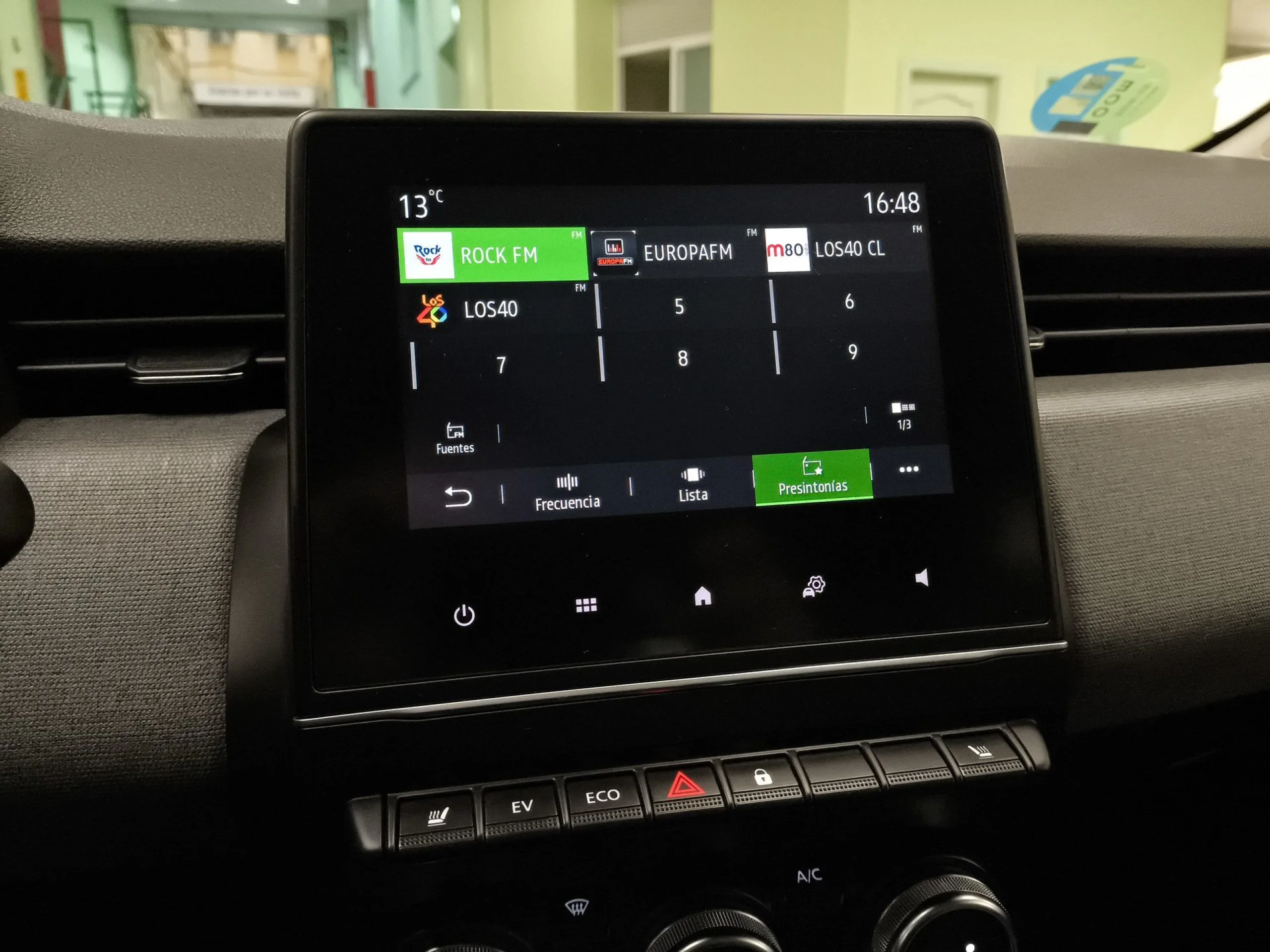 Renault Clio Evolution E-Tech full hybrid 145 105 kW (143 CV) - Foto 15